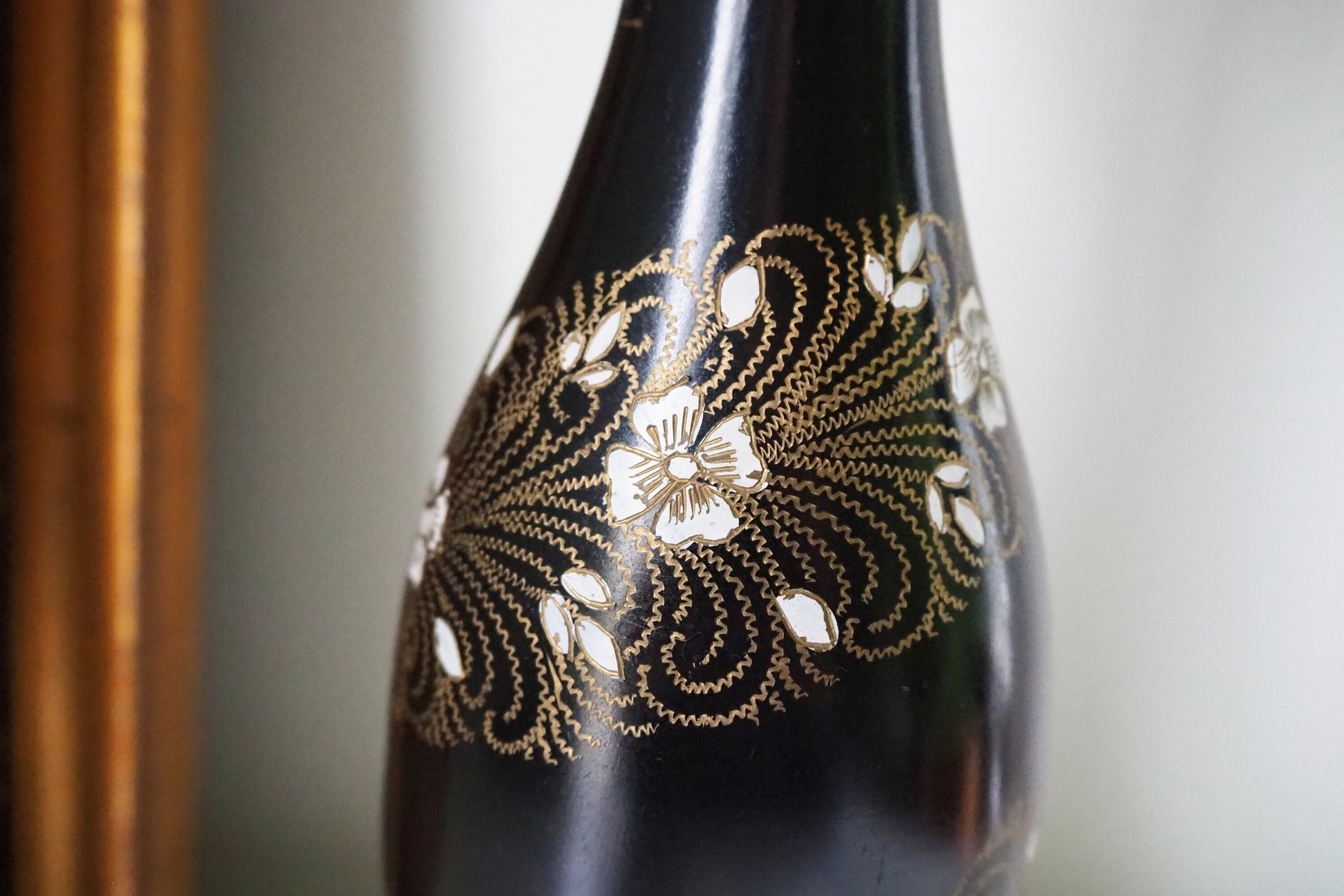 Vintage brass vase | Black brass vase | Etched floral brass vase black | Tall brass and black vase