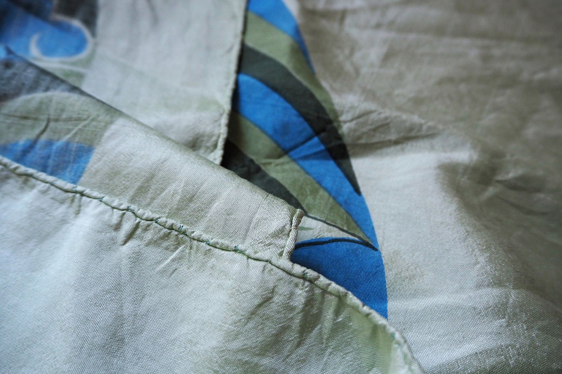 Vintage silk scarf | Floral silk scarf | Light green silk scarf | Large vintage silk scarf | Thai silk scarf | Floral silk scarf