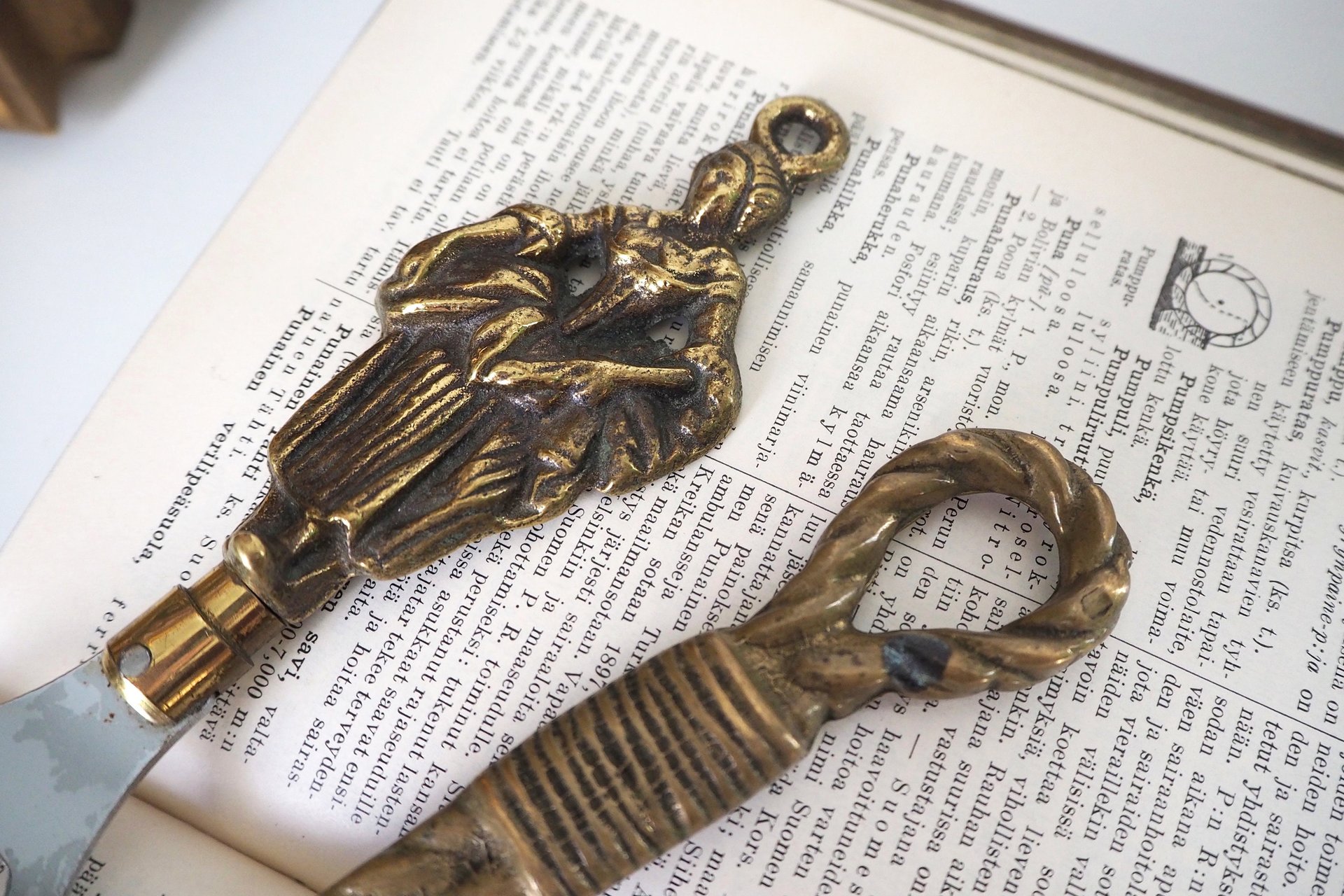 Vintage brass bottle openers | Brass bottle opener | Vintage bottle opener | Solid brass bottle opener | Made in England