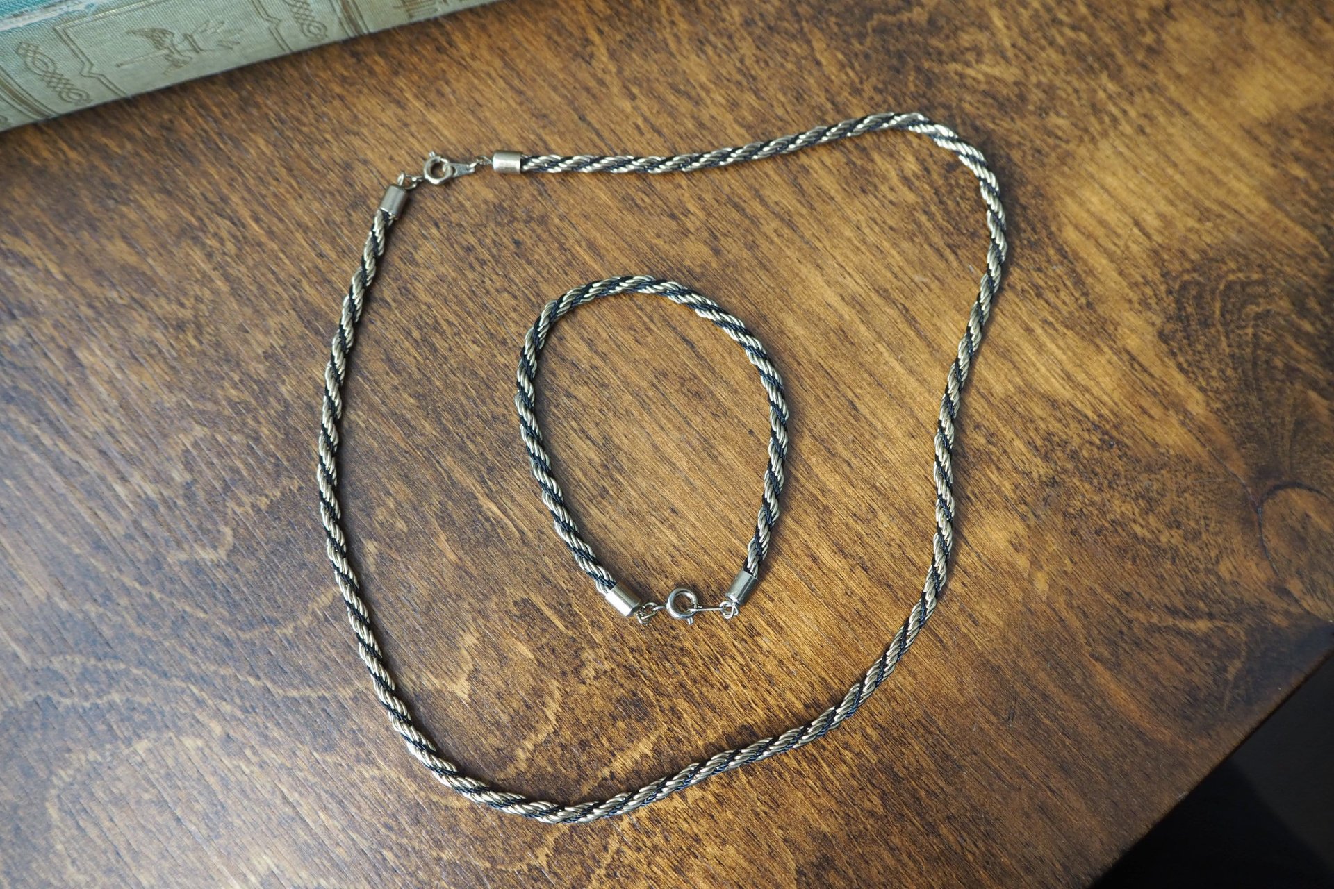 Vintage twist rope necklace and bracelet | Silver tone necklace and bracelet set | Rope chain necklace | Twist rope necklace | Matching set