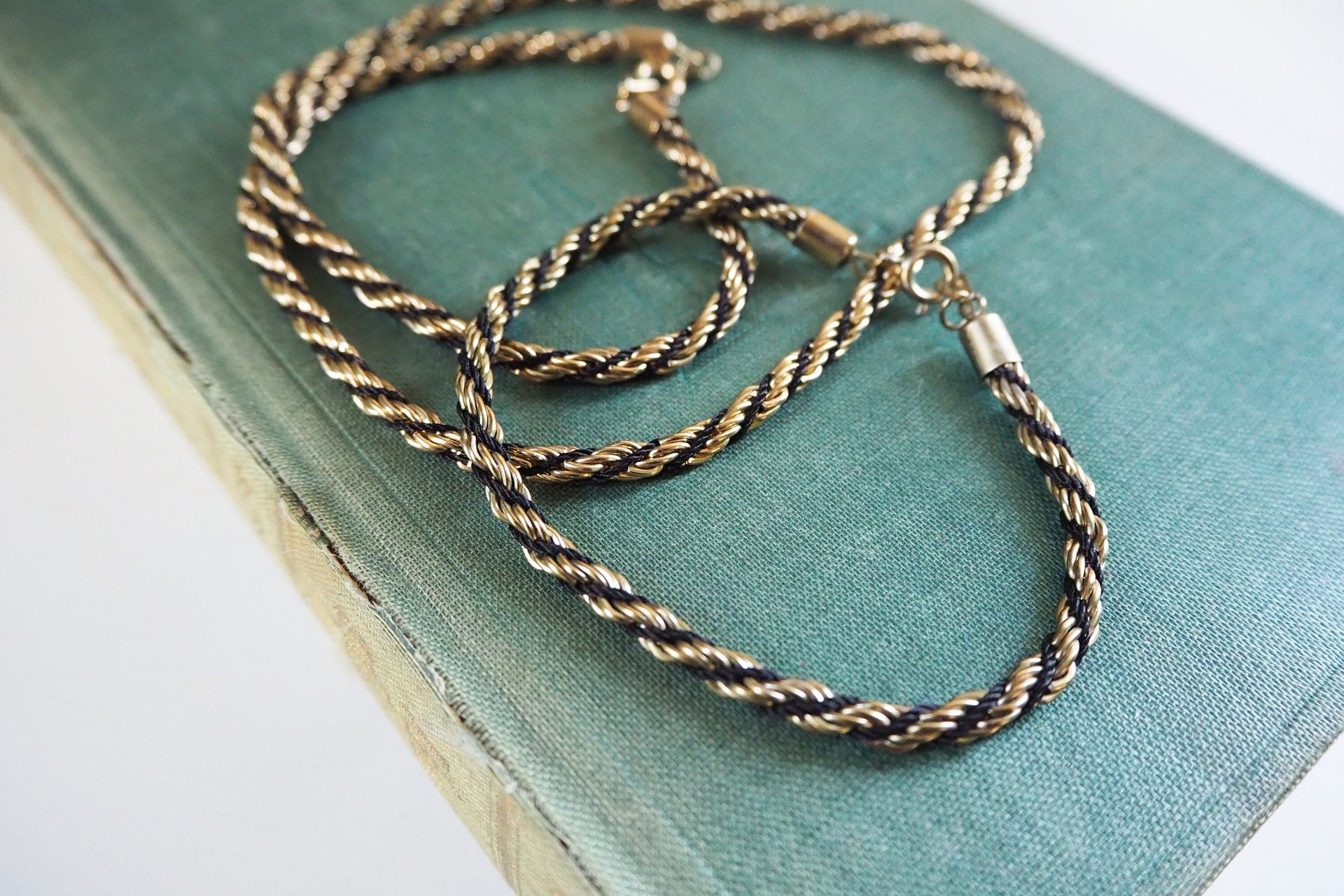 Vintage twist rope necklace and bracelet | Silver tone necklace and bracelet set | Rope chain necklace | Twist rope necklace | Matching set
