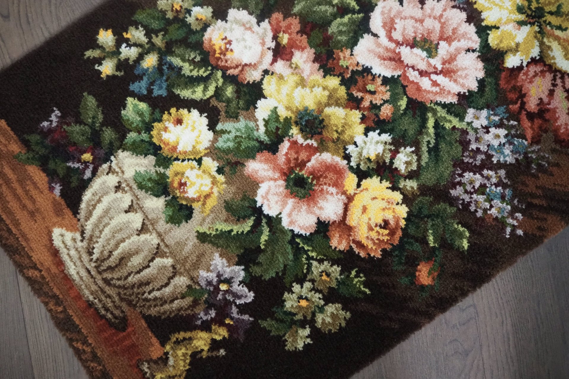 Vintage wall hanging | Carpets of Worth Picture Rug wall hanging | Summertime | Floral wall hanging | Made in England