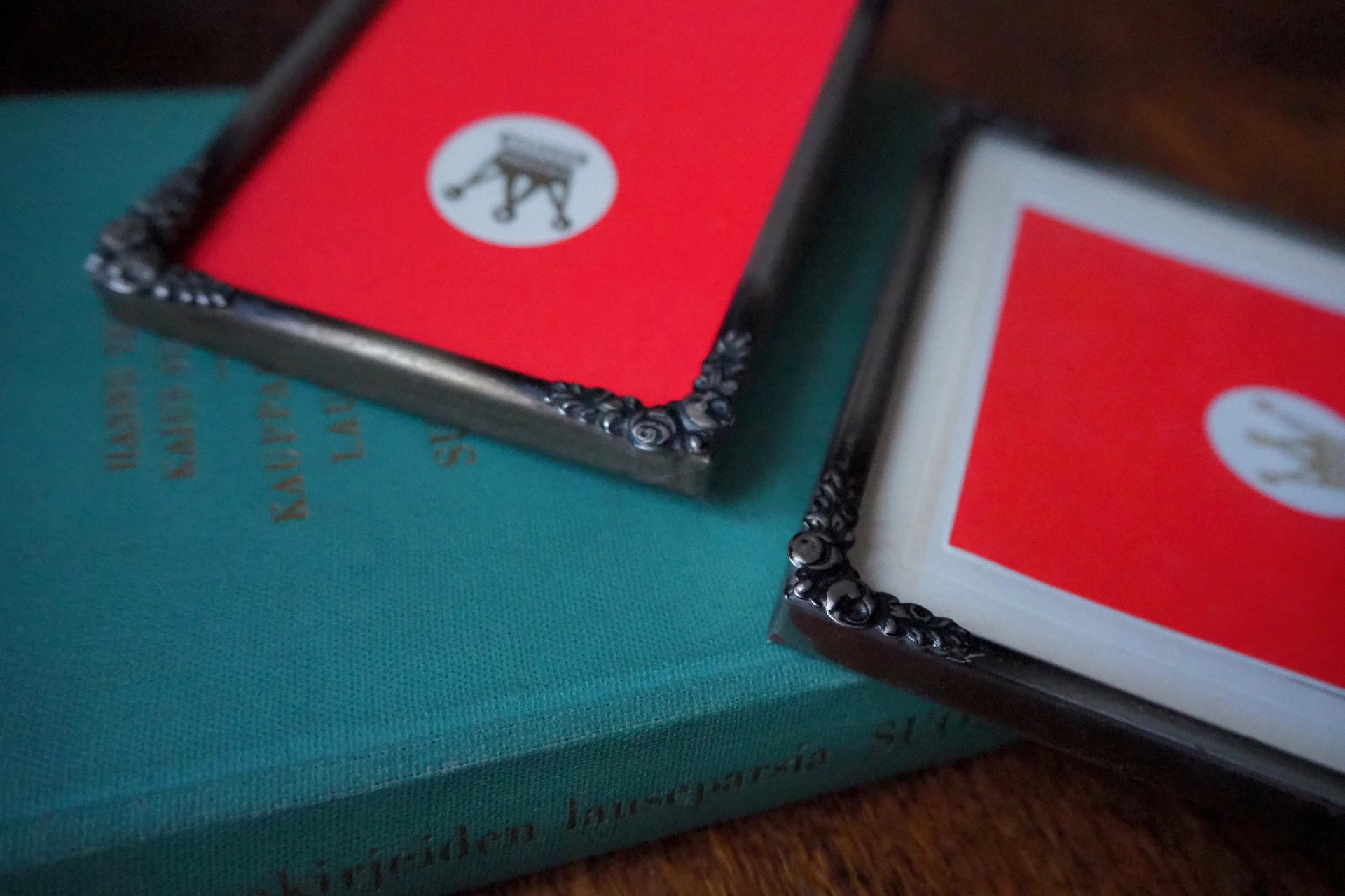 Set of two vintage silver plated photo frames | Small silver plated photo frames | Vintage picture frames | Matching frames
