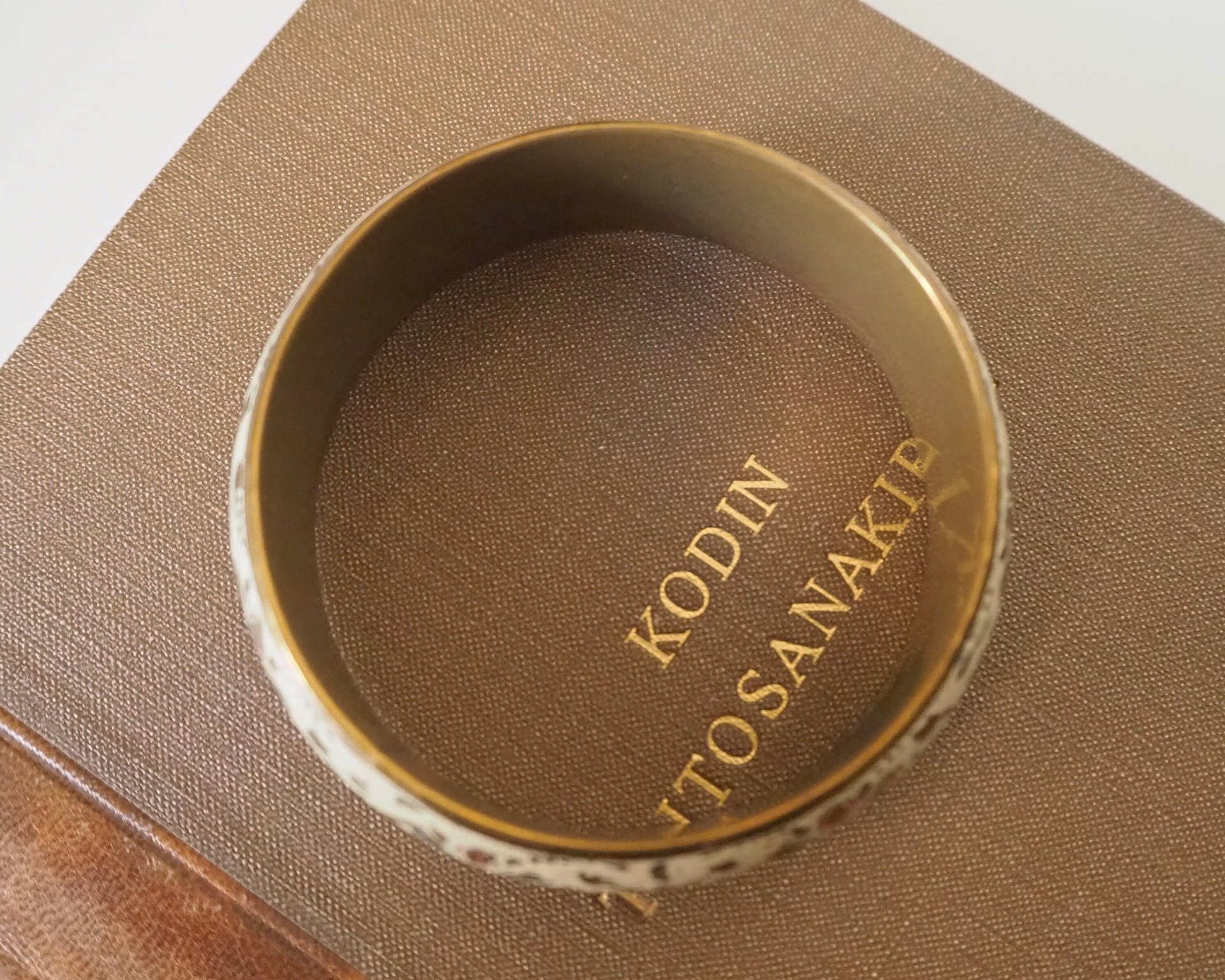 Vintage brass bangle | Vintage brass bracelet | Ornate brass bangle | Stacking bangle