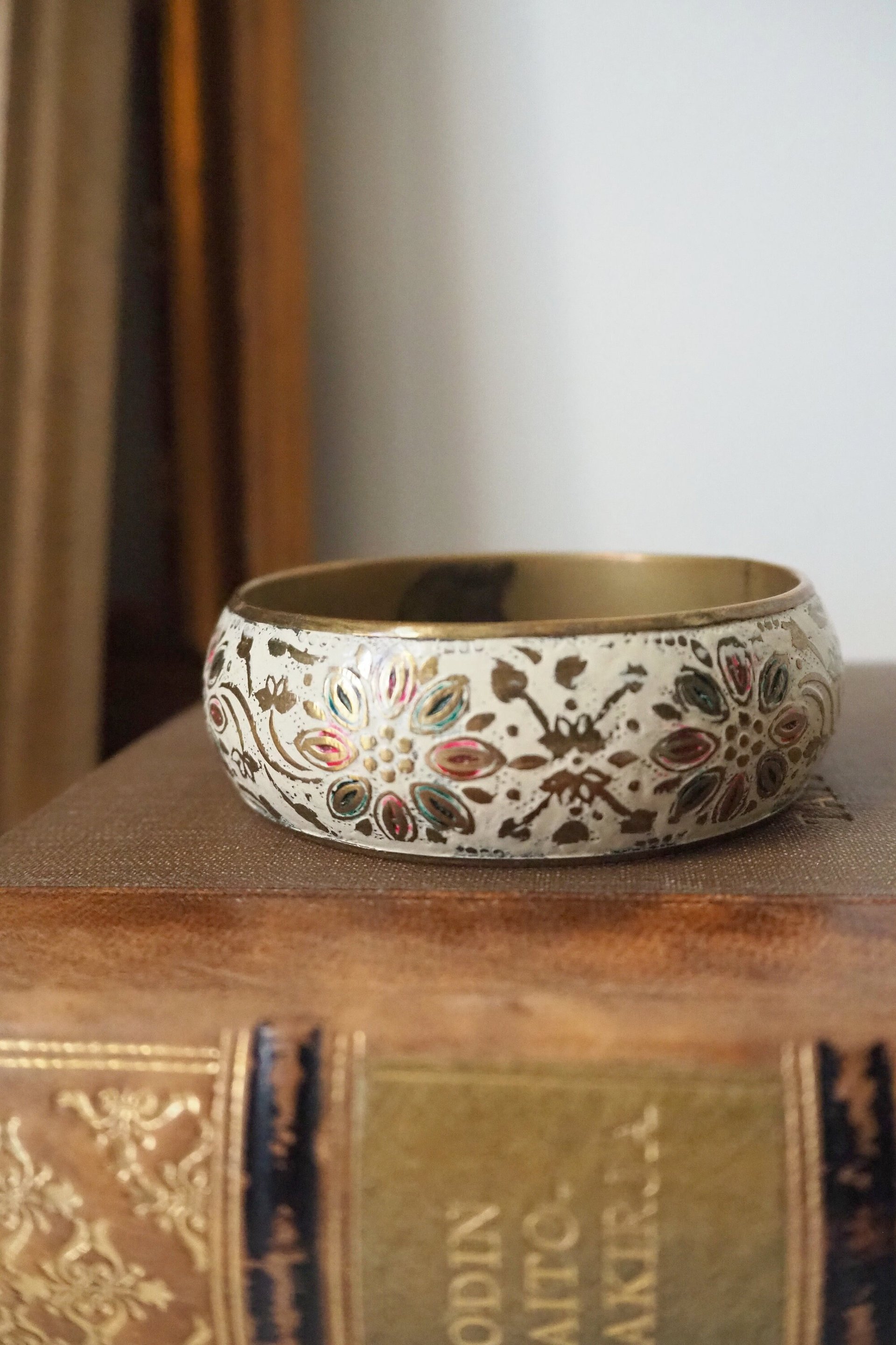 Vintage brass bangle | Vintage brass bracelet | Ornate brass bangle | Stacking bangle
