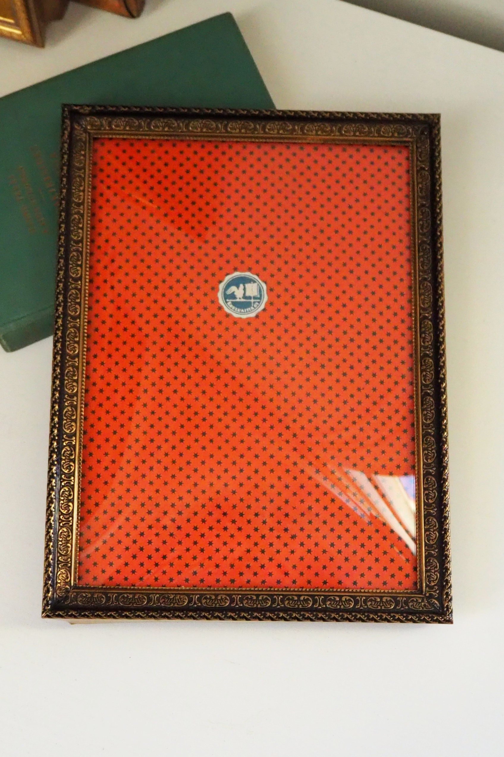 Vintage photo frame 18x24 cm | Vintage brass frame | Brass picture frame | Ornate photo frame | Vintage photo frame