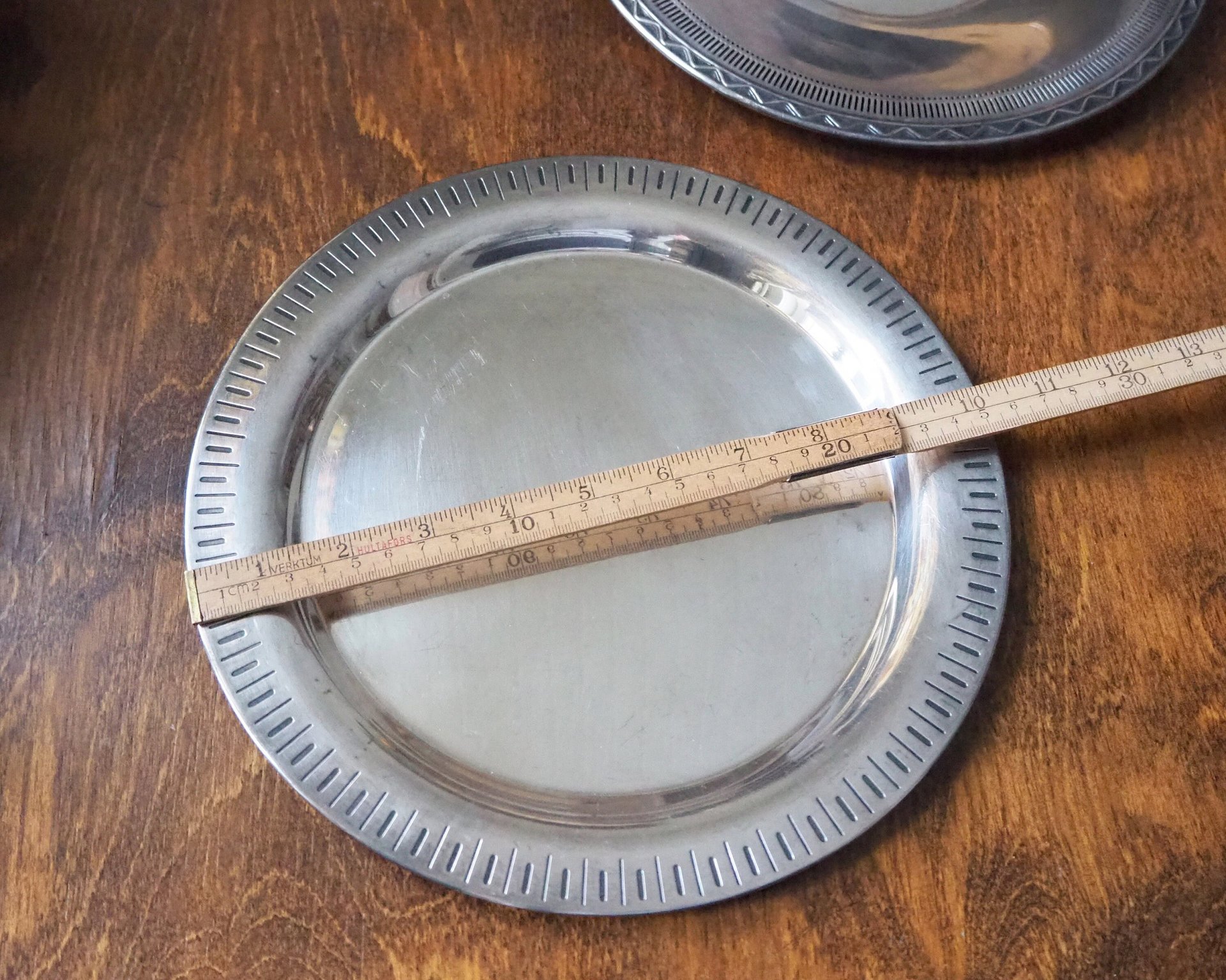 Set of two vintage alpacca silver trays | Mismatched vintage silver trays | Vintage silver plated plates | Alpacca silver platters