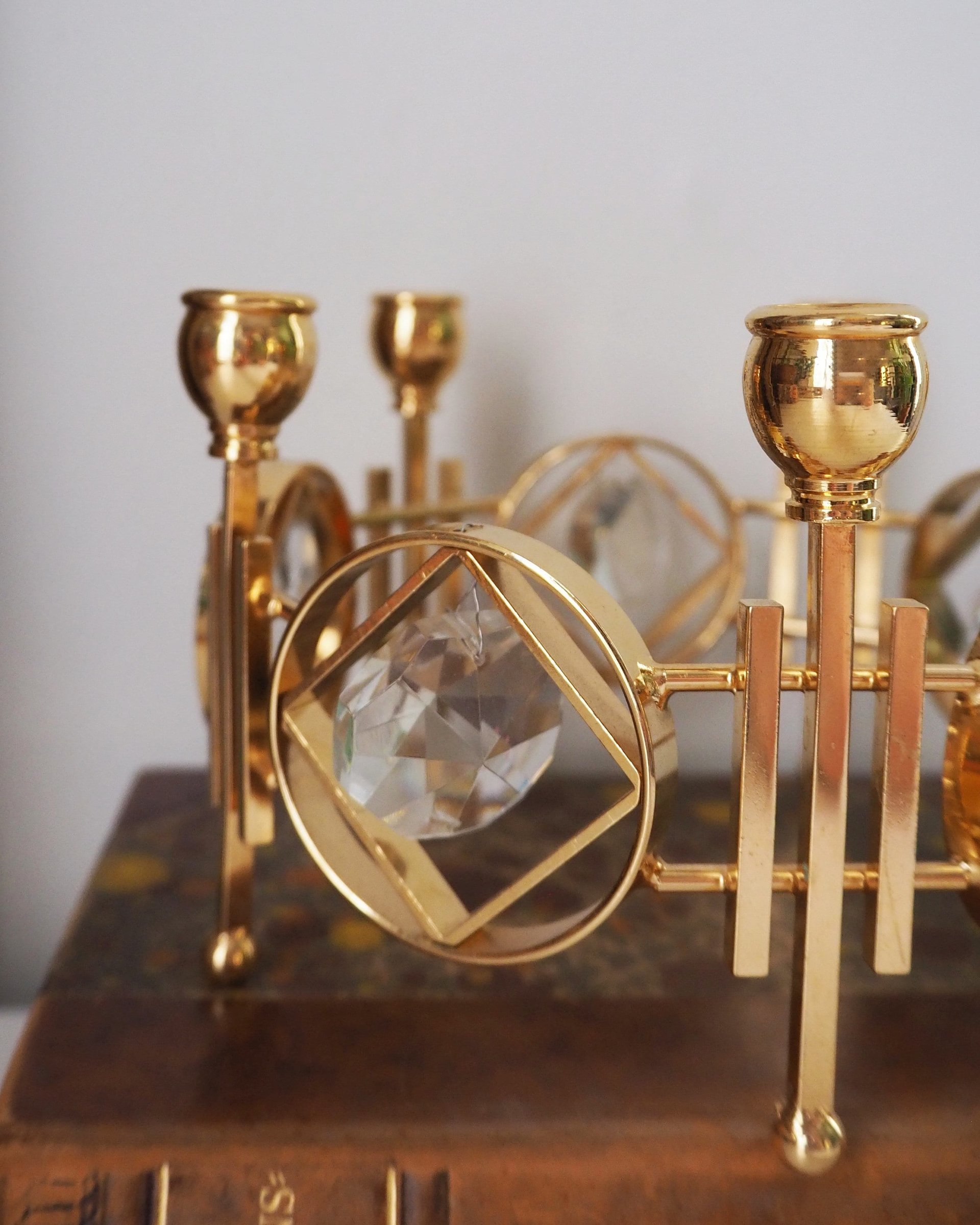 Vintage crystal candelabrum | Round vintage candelabra | Gold plated candelabra | Vintage candelabra with crystals