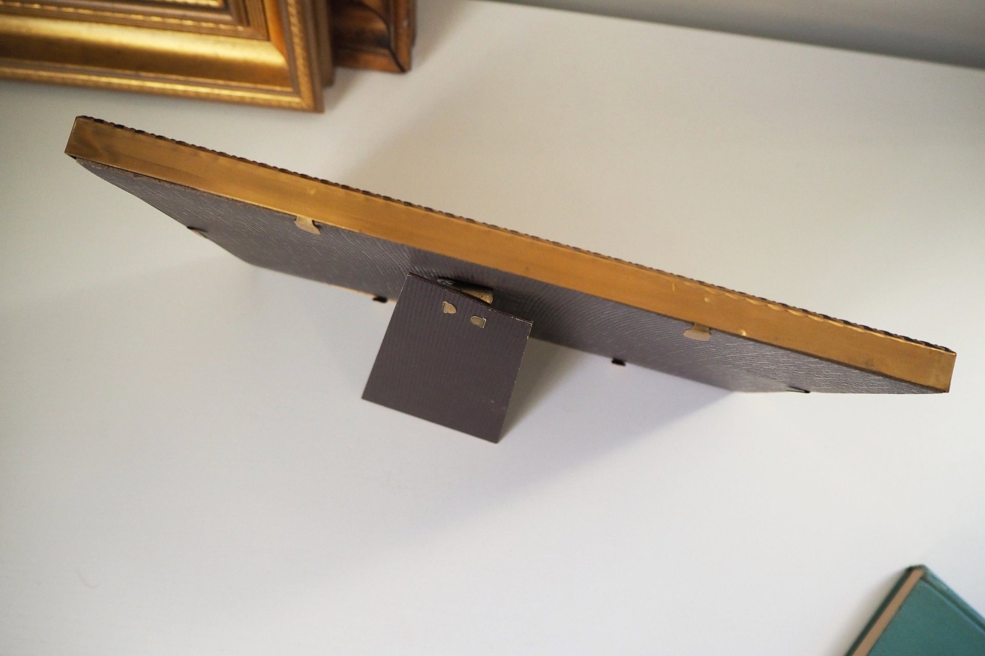 Vintage photo frame 18x24 cm | Vintage brass frame | Brass picture frame | Ornate photo frame | Vintage photo frame