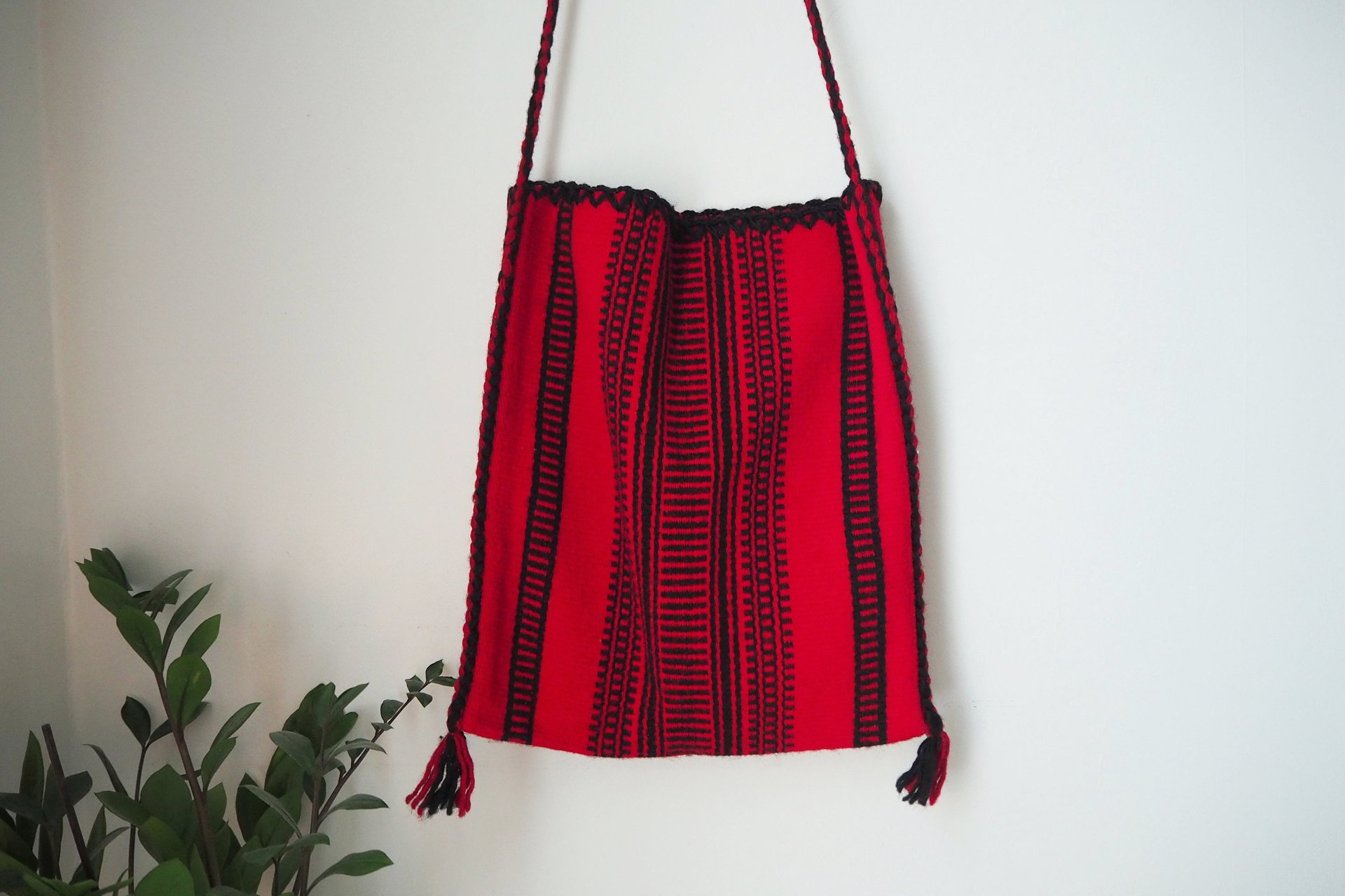 Vintage bag | Red and black shepherd's bag | Wool crossbody bag | Vintage wool bag | Red crossbody bag