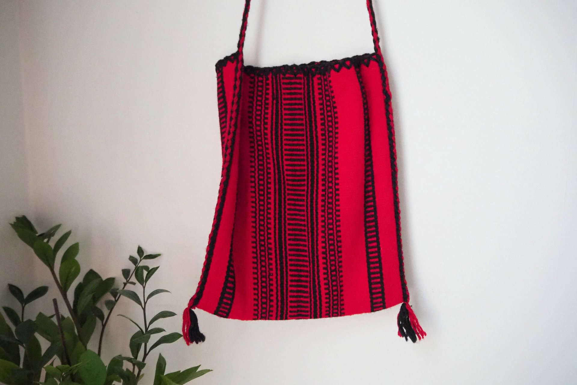 Vintage bag | Red and black shepherd's bag | Wool crossbody bag | Vintage wool bag | Red crossbody bag
