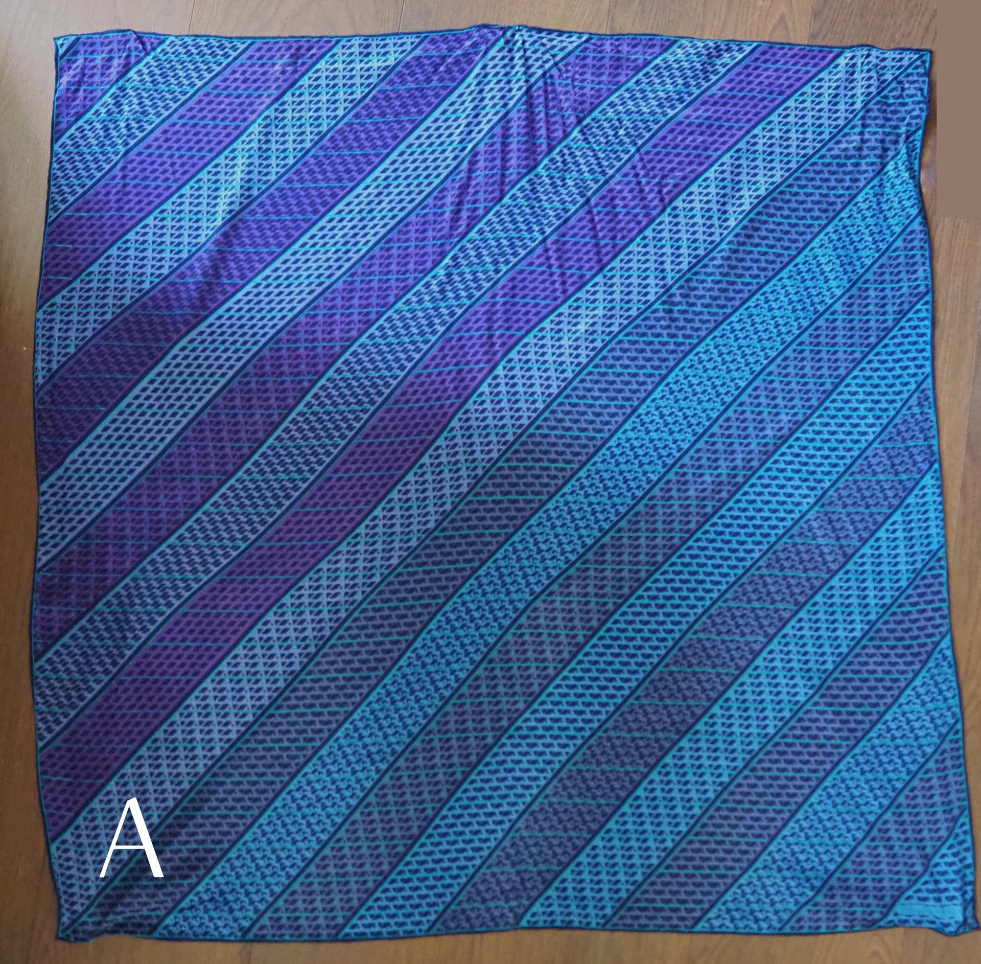 Vintage silk scarf | Vintage Marja Kurki scarf | Marja Kurki silk scarf | Geometric vintage silk scarf