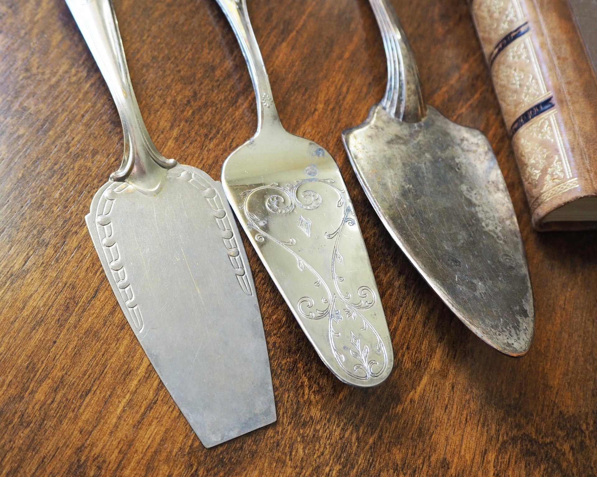 Vintage silver plated cake server | Vintage cake server | Silver plated cake servers | Ornate cake server | Vintage pie server