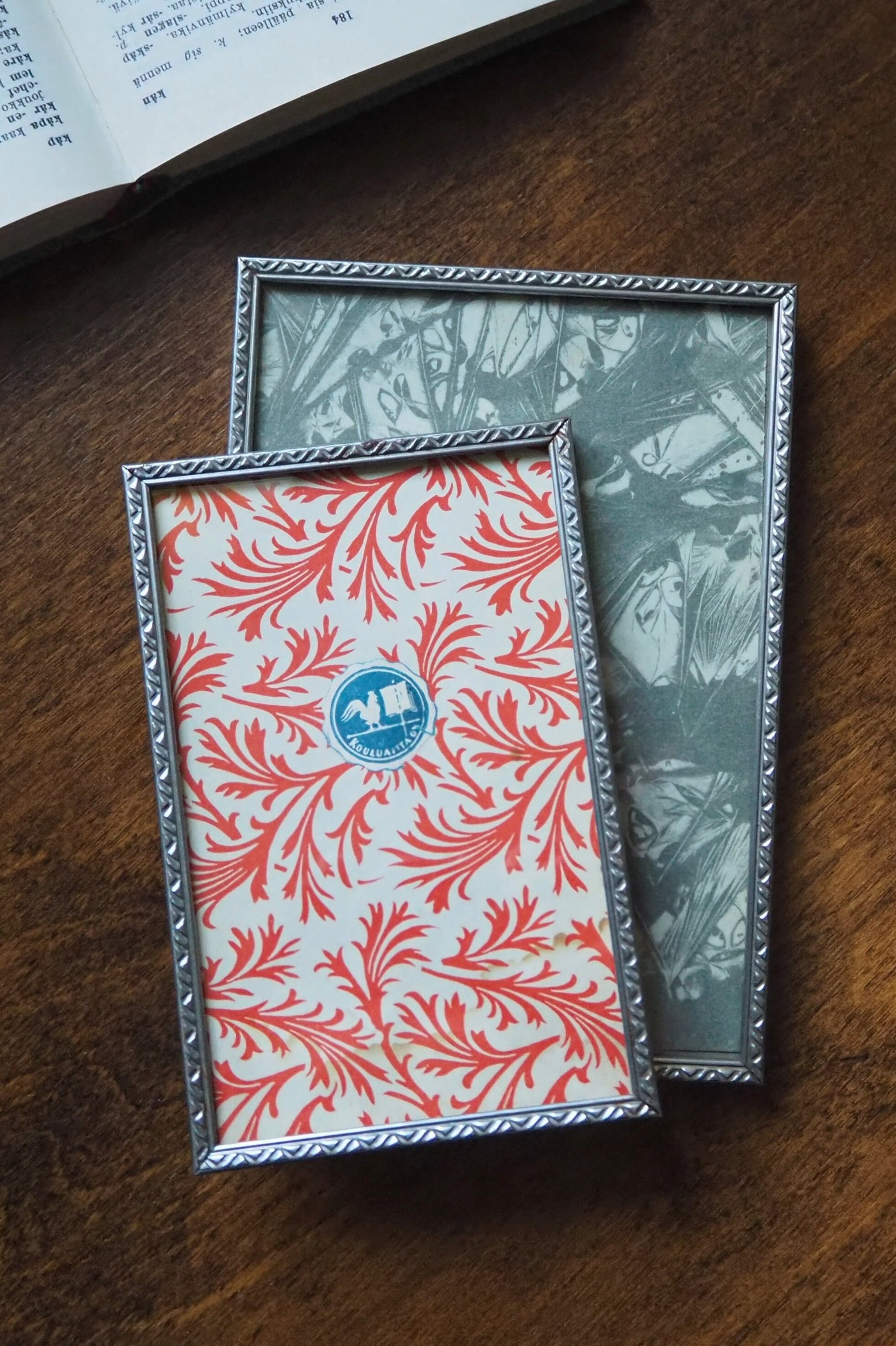 Set of two vintage silver plated photo frames | Small silver plated photo frames | Vintage picture frames | Matching frames