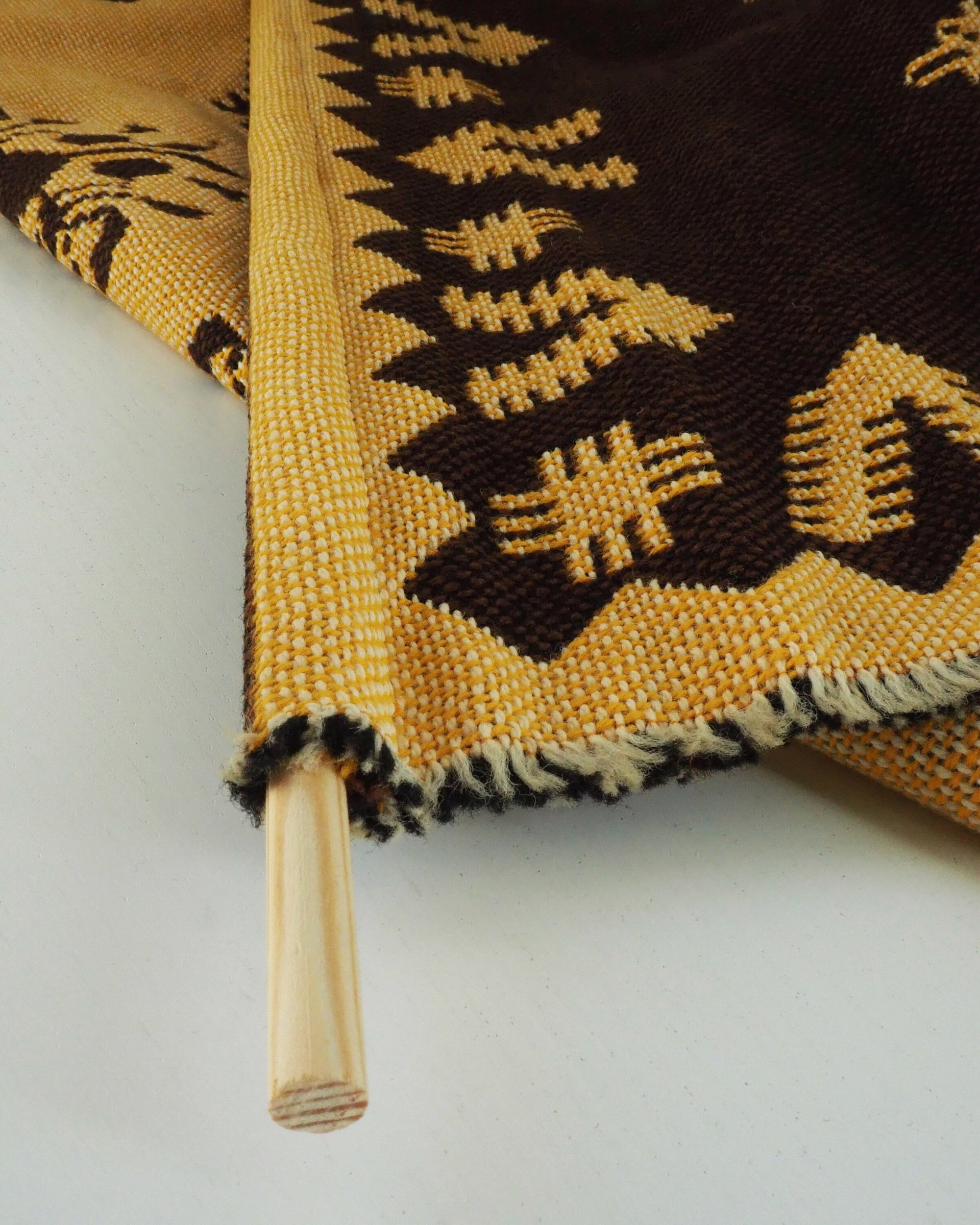 Vintage wall hanging | Brown and yellow wall hanging | Scandinavian wall hanging | Vintage wall tapestry | Handmade wall tapestry