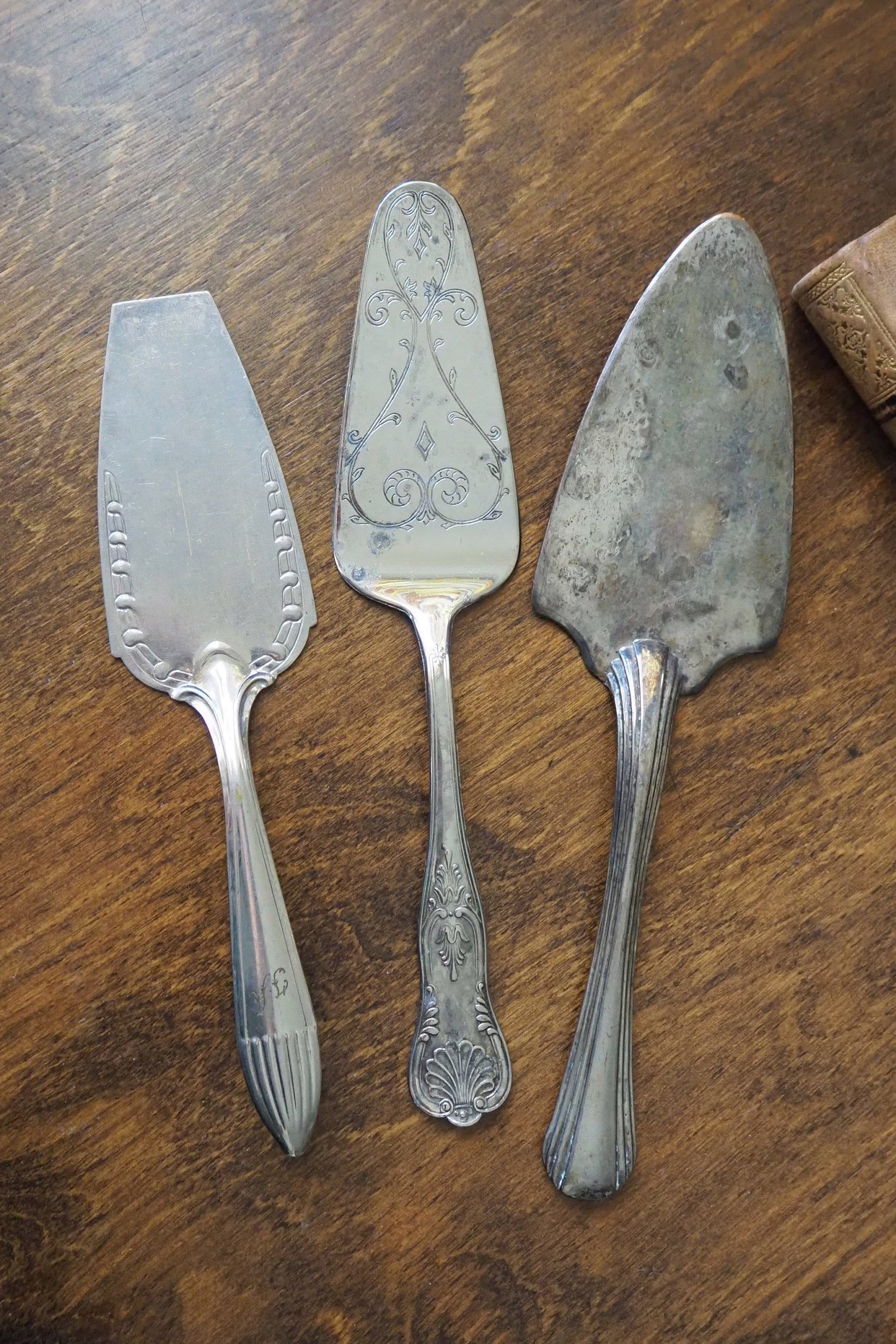 Vintage silver plated cake server | Vintage cake server | Silver plated cake servers | Ornate cake server | Vintage pie server