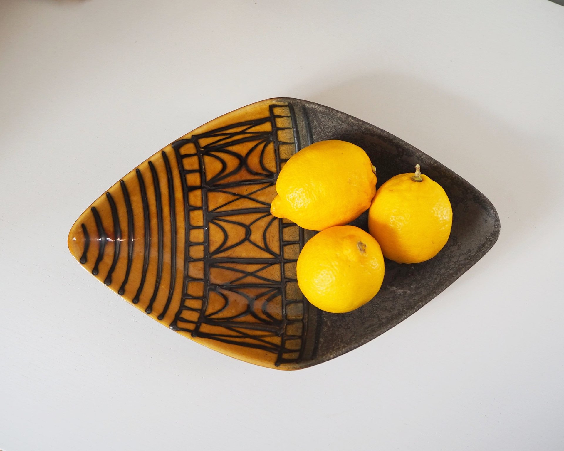 Vintage ceramic bowl | West German pottery | Ceramic fruit bowl | Mid century bowl | Made in West Germany | Vintage fruit bowl