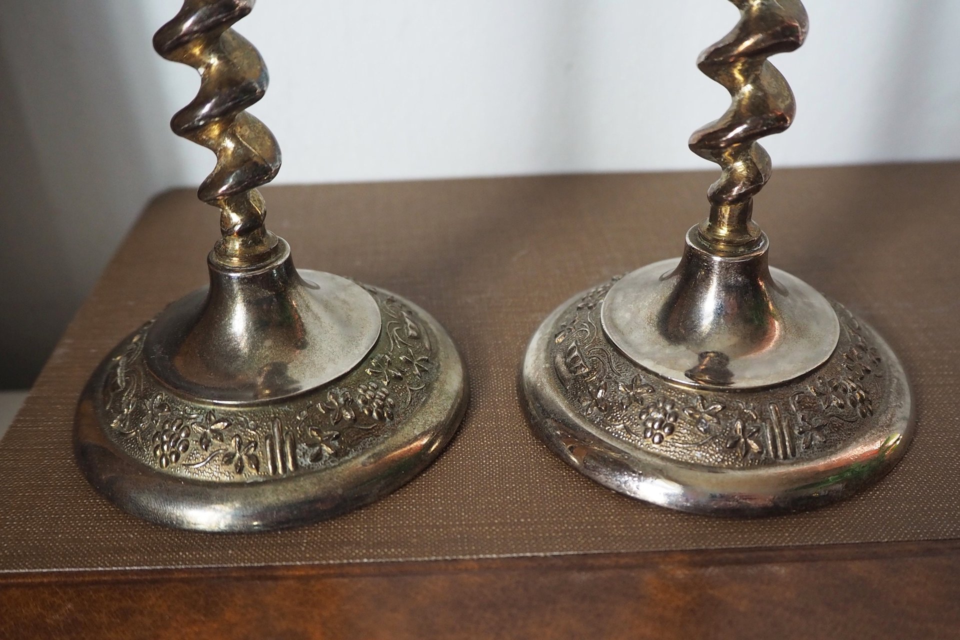 Set of two vintage candlestick holders | Twisted candle holders | Small candlestick holders | Vintage candle holder pair | Made in England