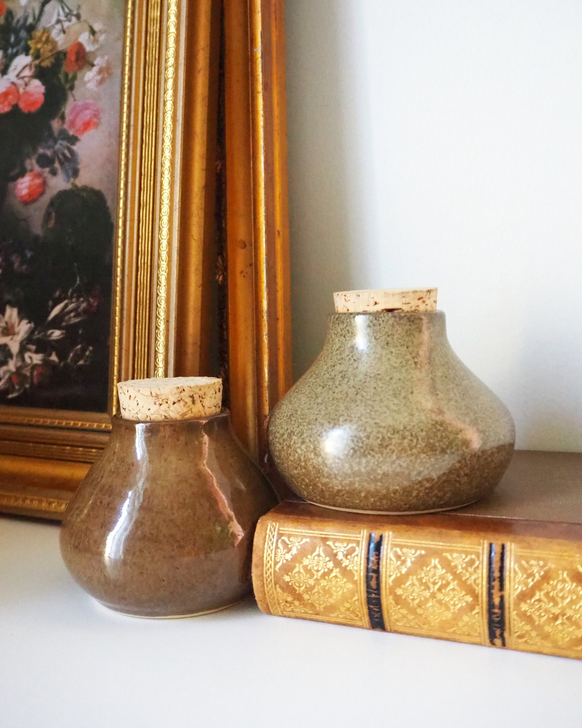 Set of two vintage ceramic jars | Glazed ceramic jars with cork lids | Brown stoneware jars | Vintage spice jars | Mismatched ceramic jars