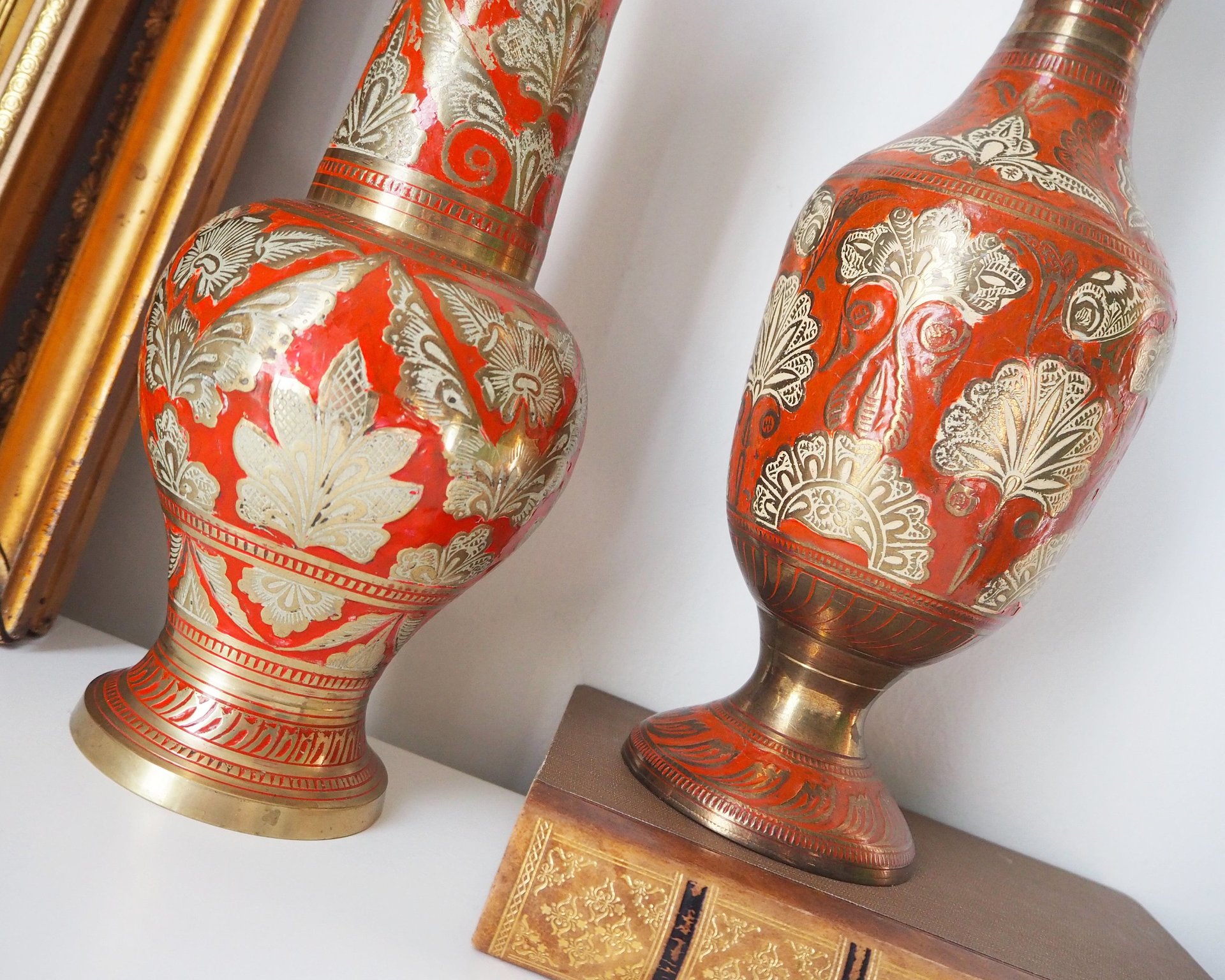 Vintage brass vase | Large enamelled brass vase | Vintage brass vases | Tall brass vase | Vintage vase | Brass and red vase