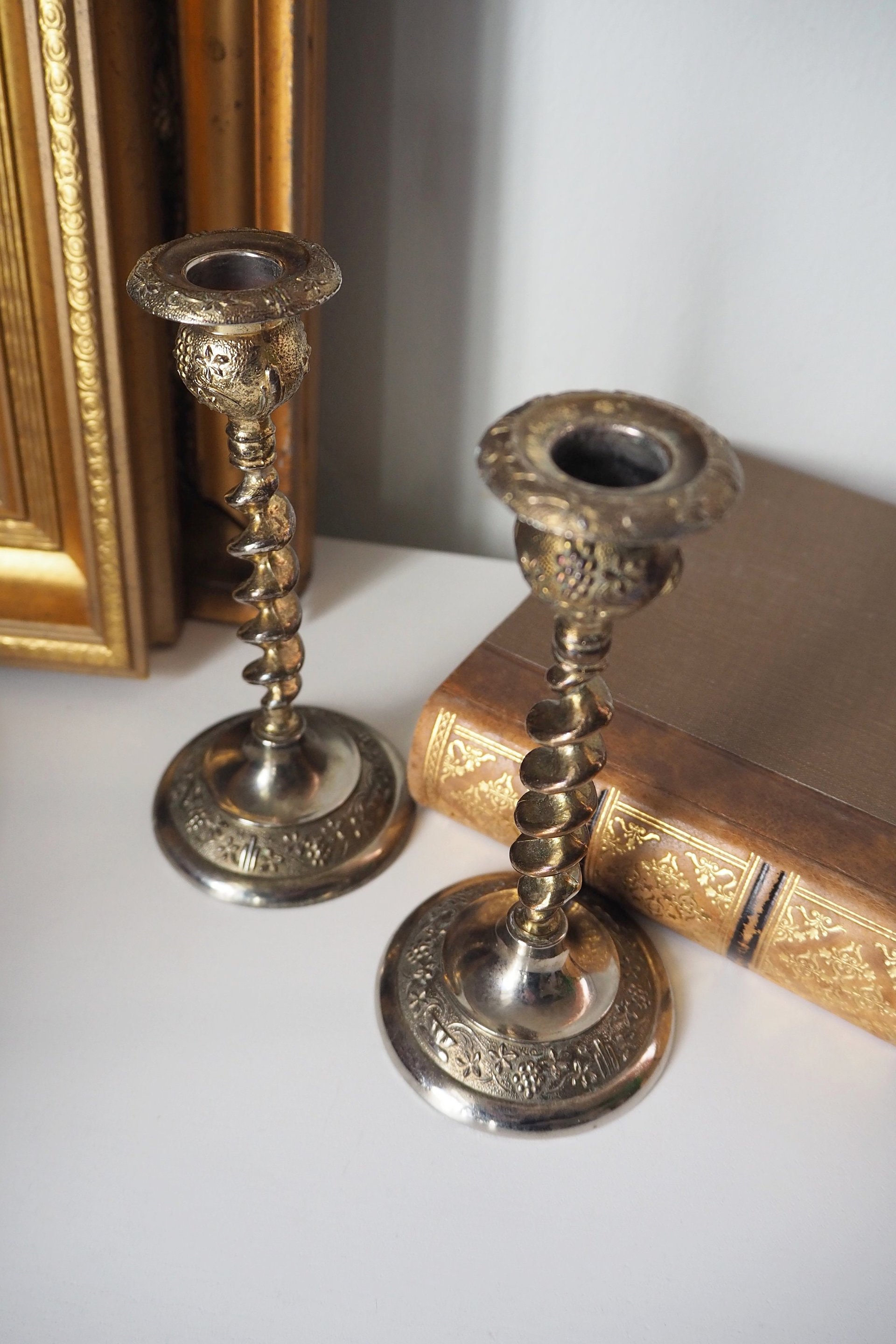 Set of two vintage candlestick holders | Twisted candle holders | Small candlestick holders | Vintage candle holder pair | Made in England