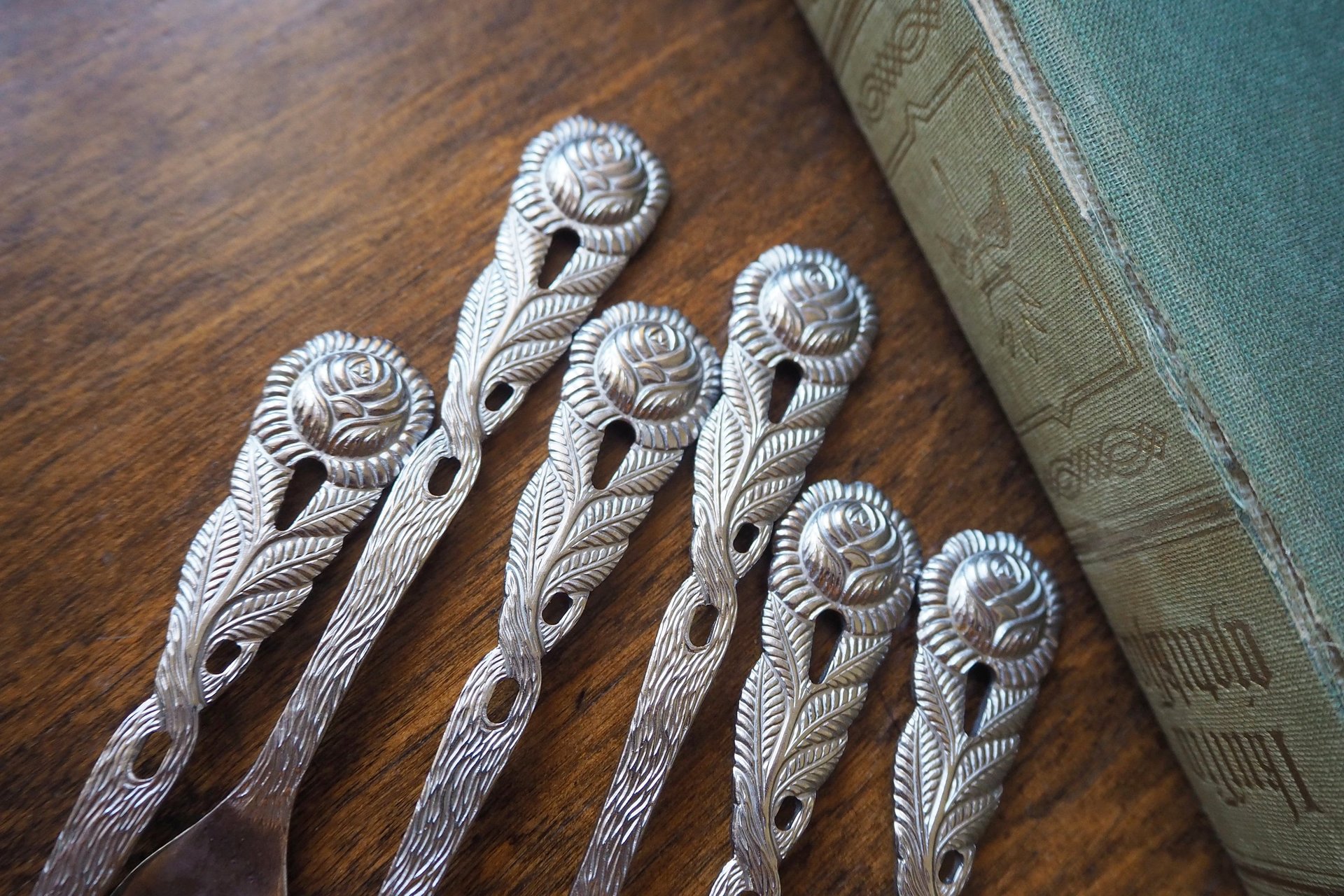 Set of six vintage dessert forks | Small vintage forks | Vintage dessert forks | Vintage dessert fork set | Amefa dessert forks