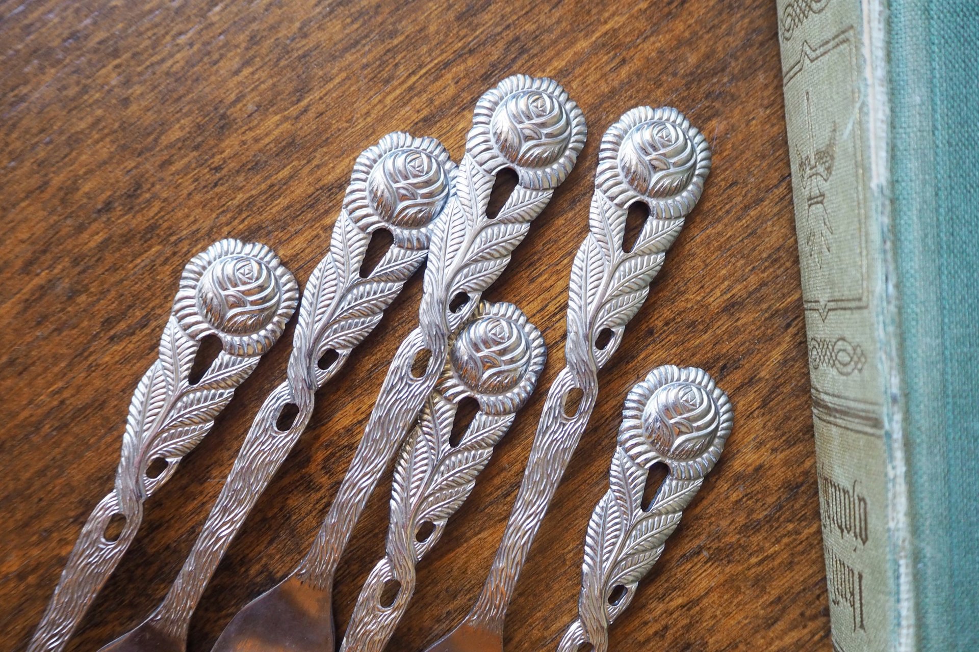 Set of six vintage dessert forks | Small vintage forks | Vintage dessert forks | Vintage dessert fork set | Amefa dessert forks