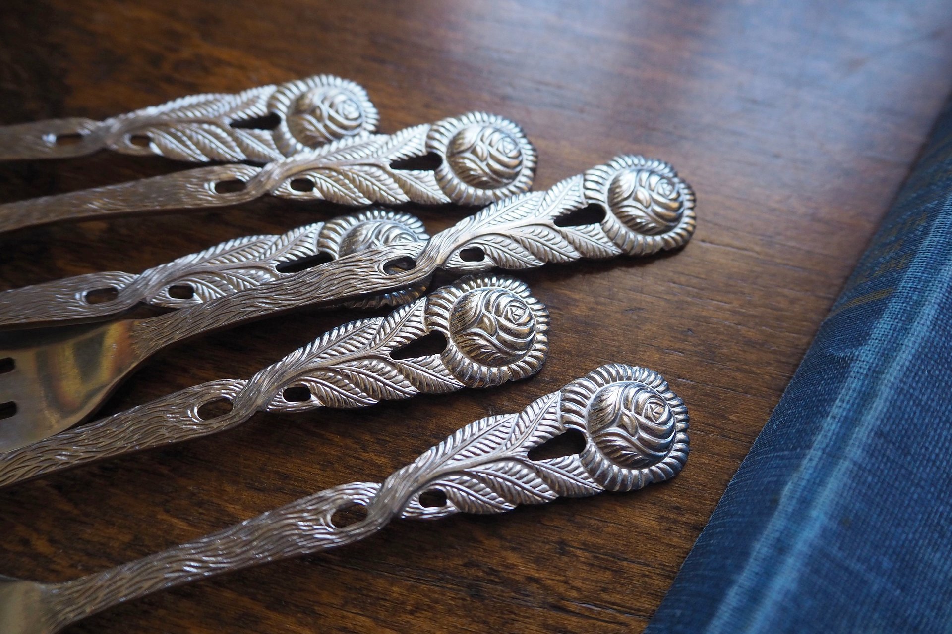 Set of six vintage dessert forks | Small vintage forks | Vintage dessert forks | Vintage dessert fork set | Amefa dessert forks