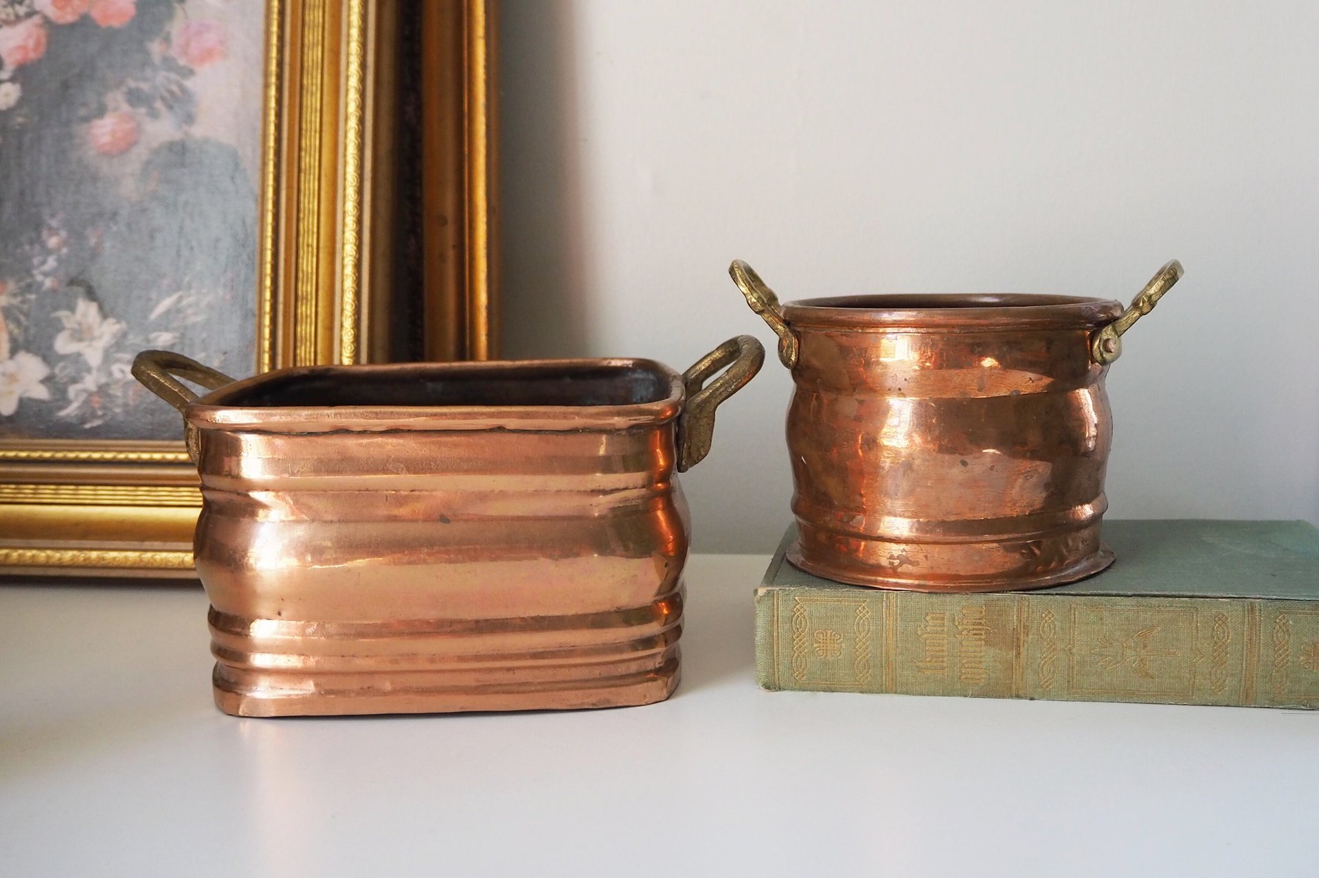 Set of two vintage copper planters | Mismatched copper planters | Round and rectangular copper planters | Vintage planters with handles