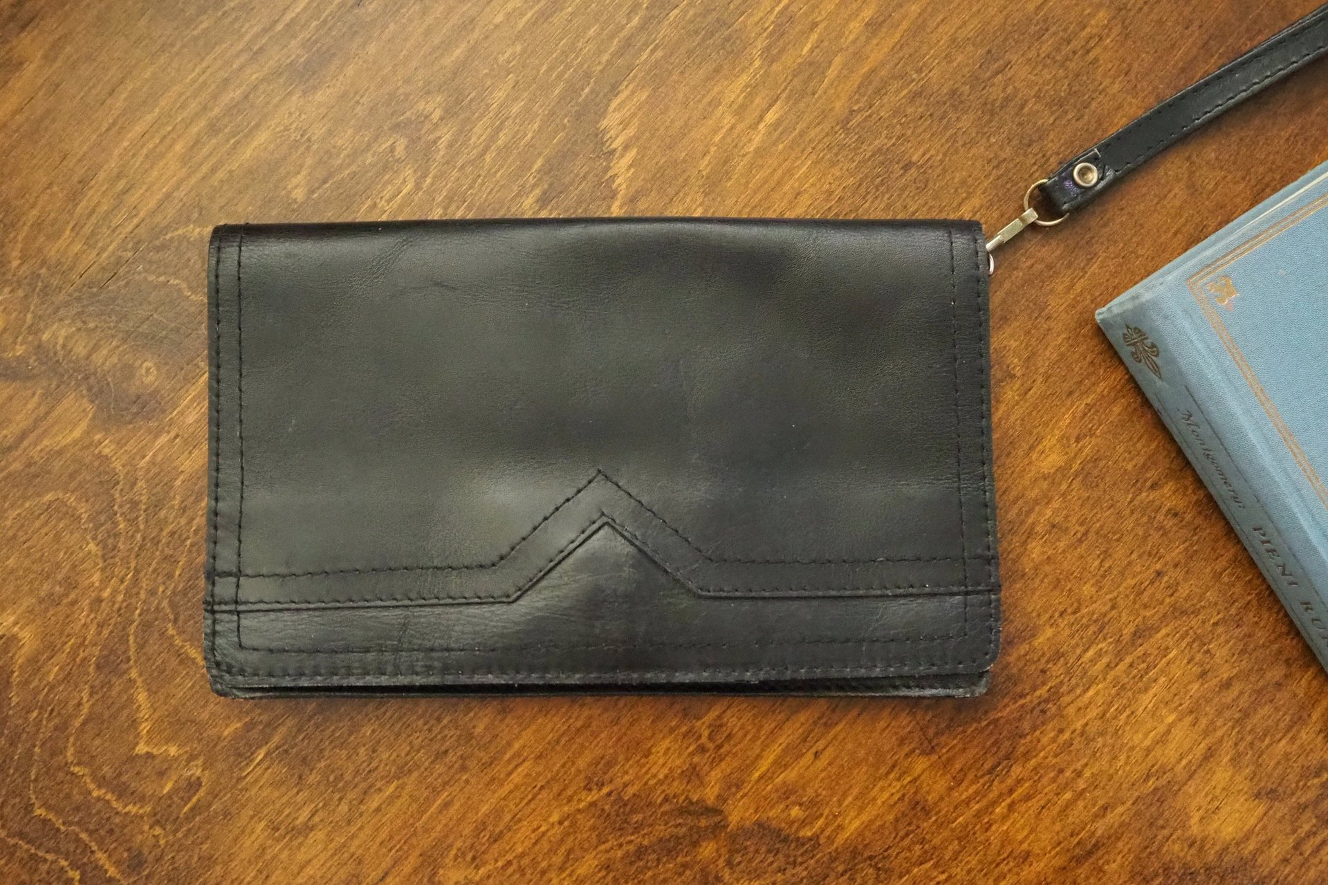 Vintage leather wristlet | Vintage leather bag | Black purse bag | Vintage wristlet | Vintage leather wrist bag | Black leather wristlet