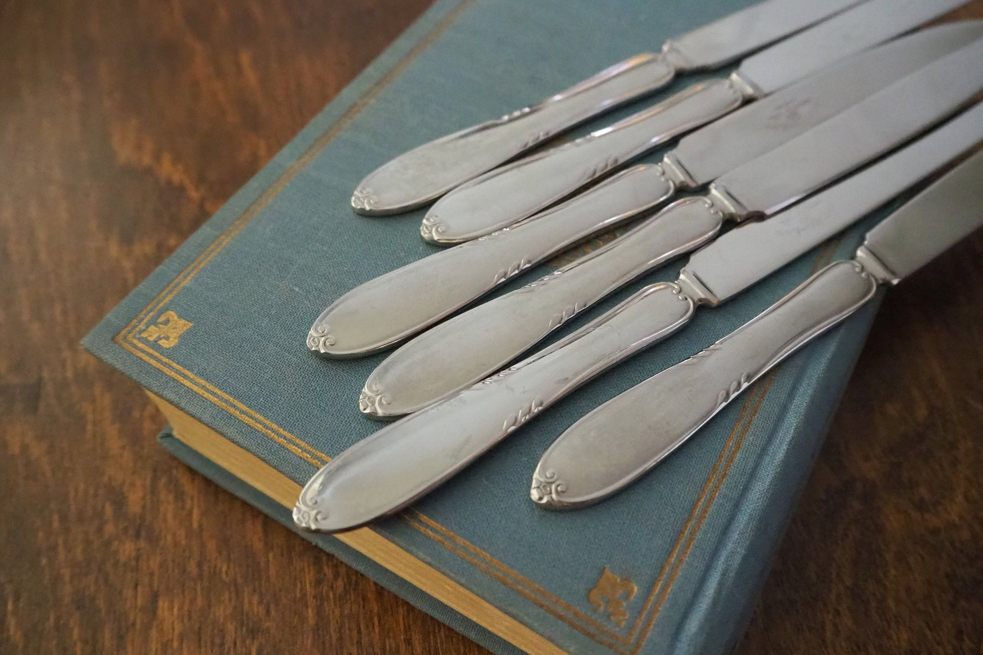 Set of six vintage knives | Nils Johan knives | Vintage stainless steel knives | Vintage knife set | Made in Sweden | Swedish knives