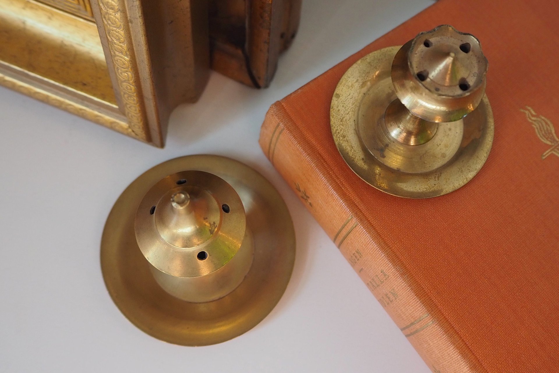 Vintage brass incense holder | Small brass incense holders | Brass incense holders