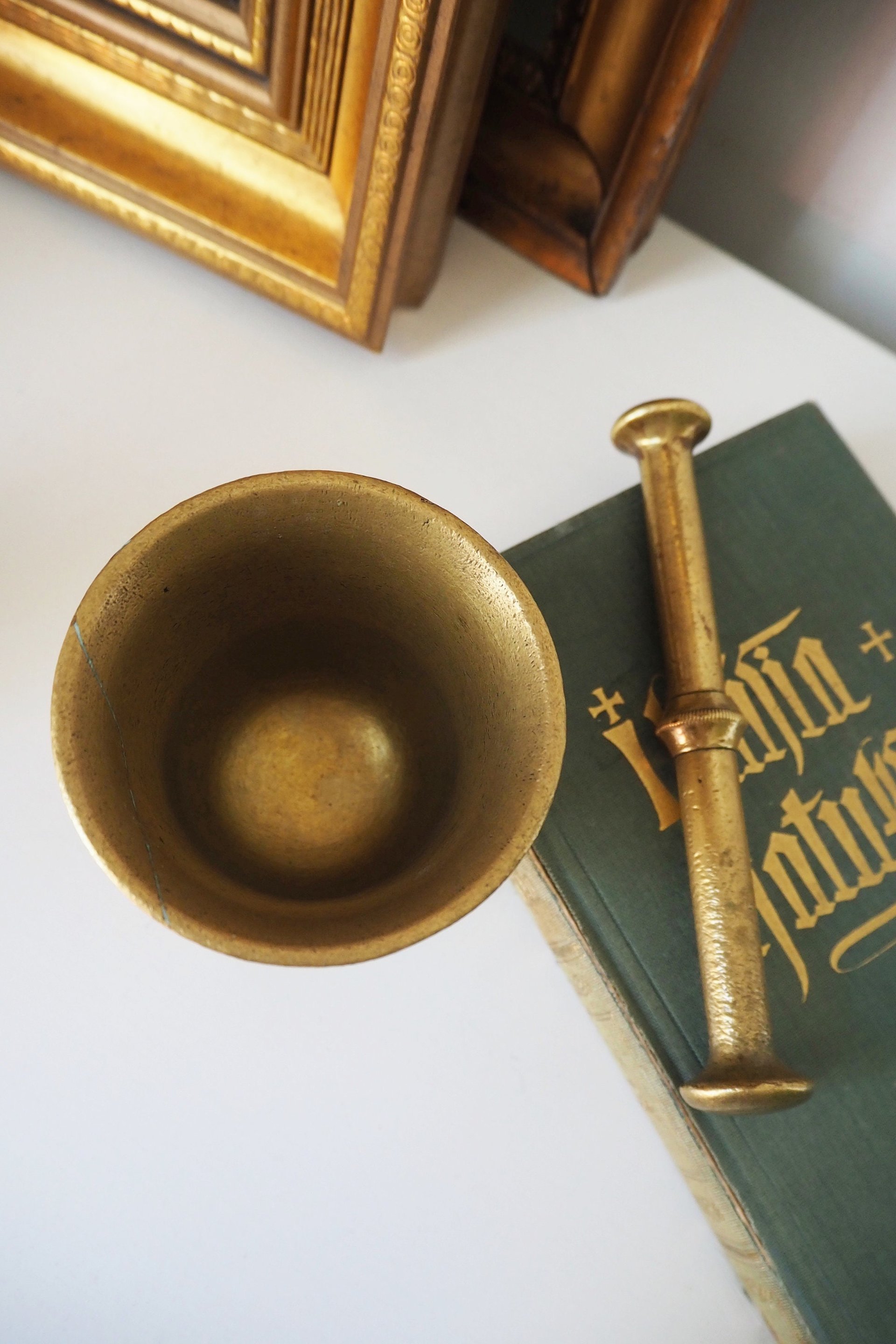Vintage brass mortar and pestle | Vintage brass mortar | Mariefors-Kellokoski mortar | Made in Finland | Brass mortar