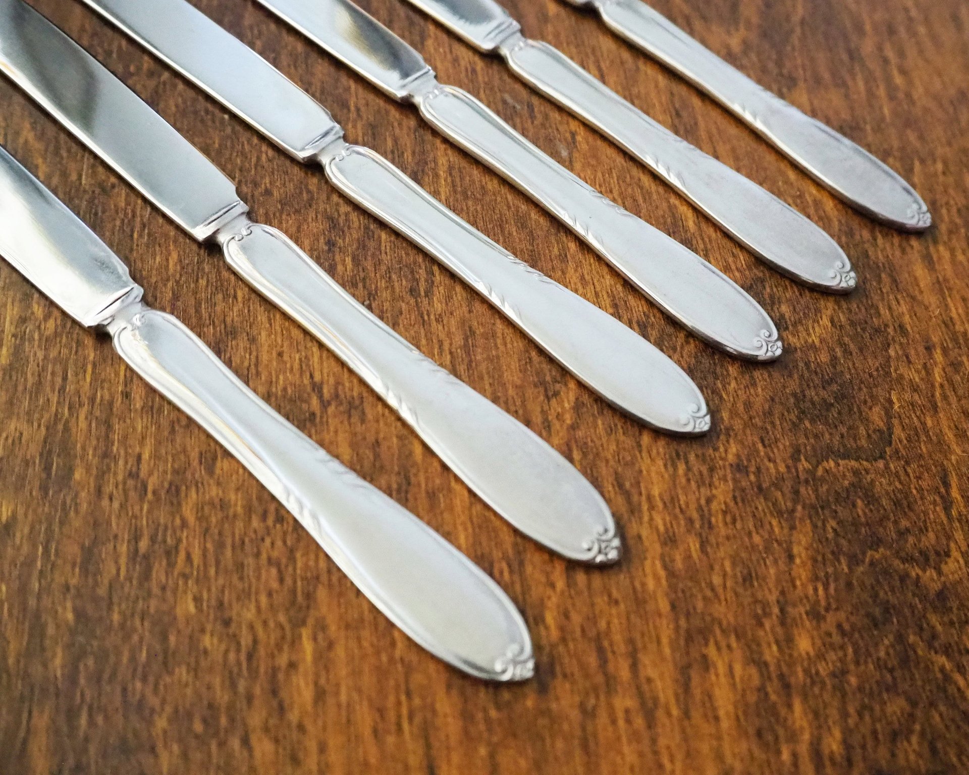 Set of six vintage knives | Nils Johan knives | Vintage stainless steel knives | Vintage knife set | Made in Sweden | Swedish knives