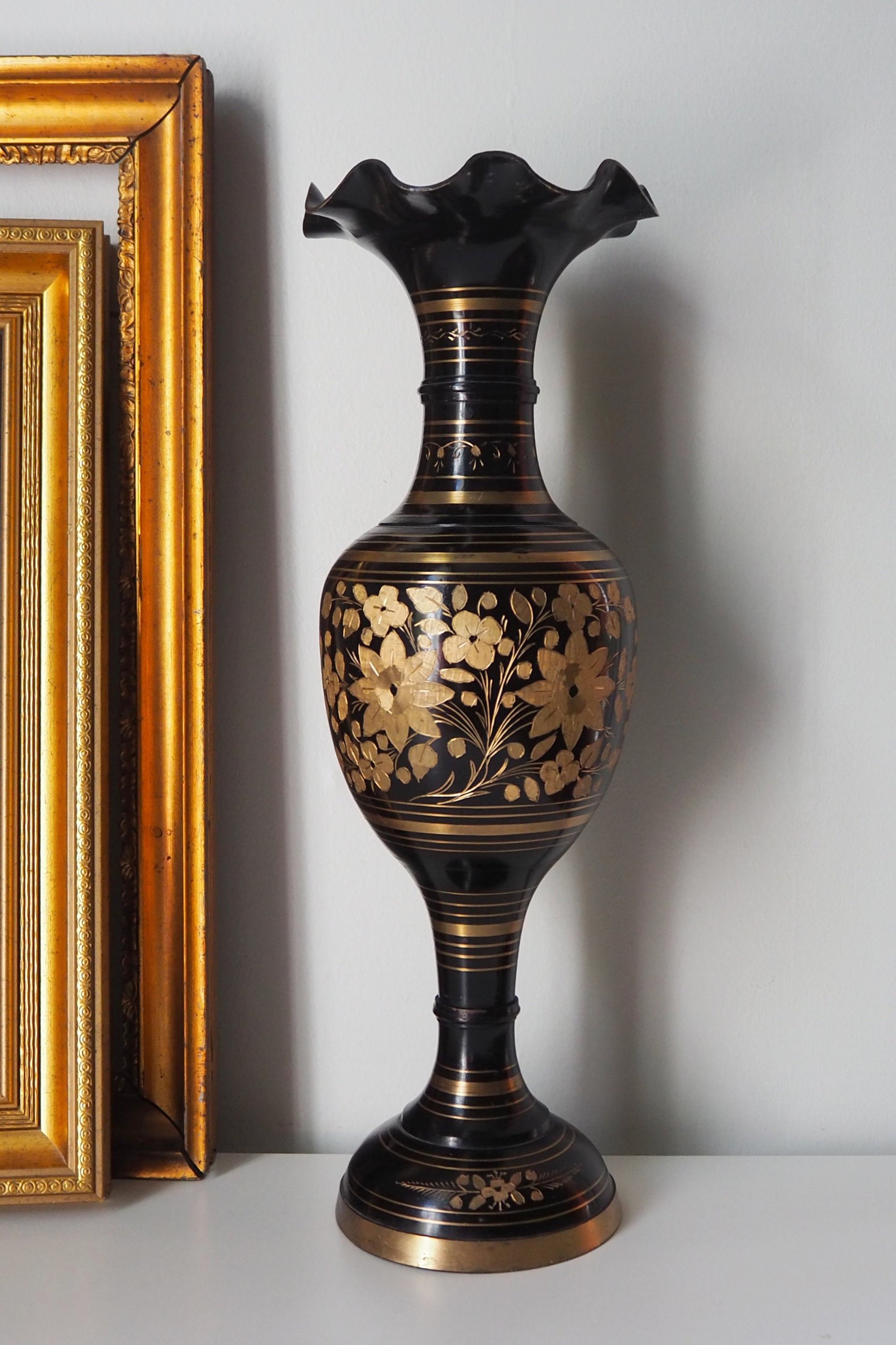 Vintage brass vase | Large vintage vase | Black brass vase | Etched floral brass vase black