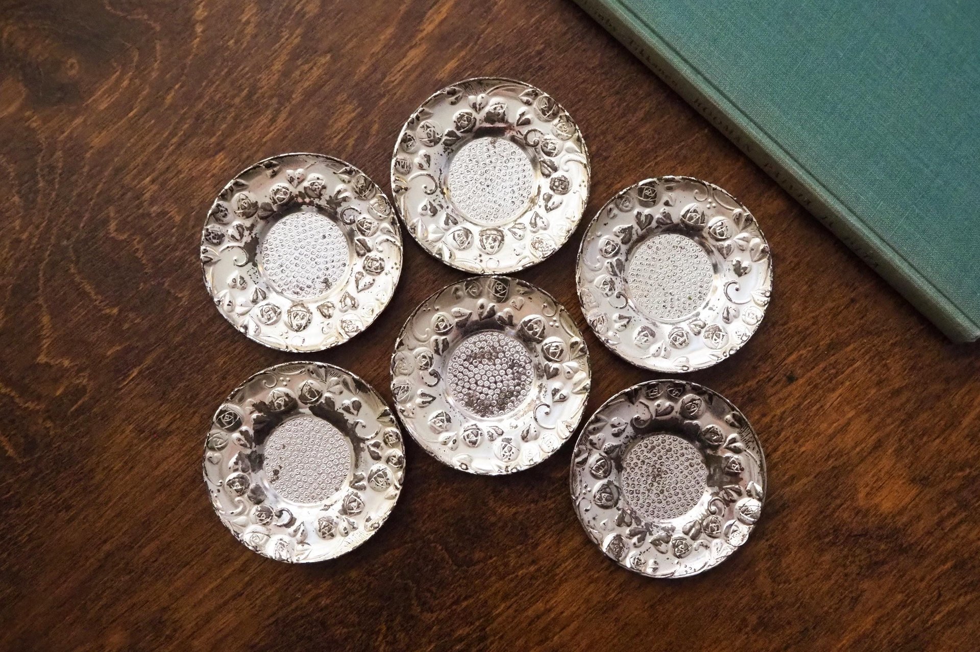 Set of six vintage coasters | Set of silver plated tiny coasters | Vintage silver plated coasters | Silver plated coasters