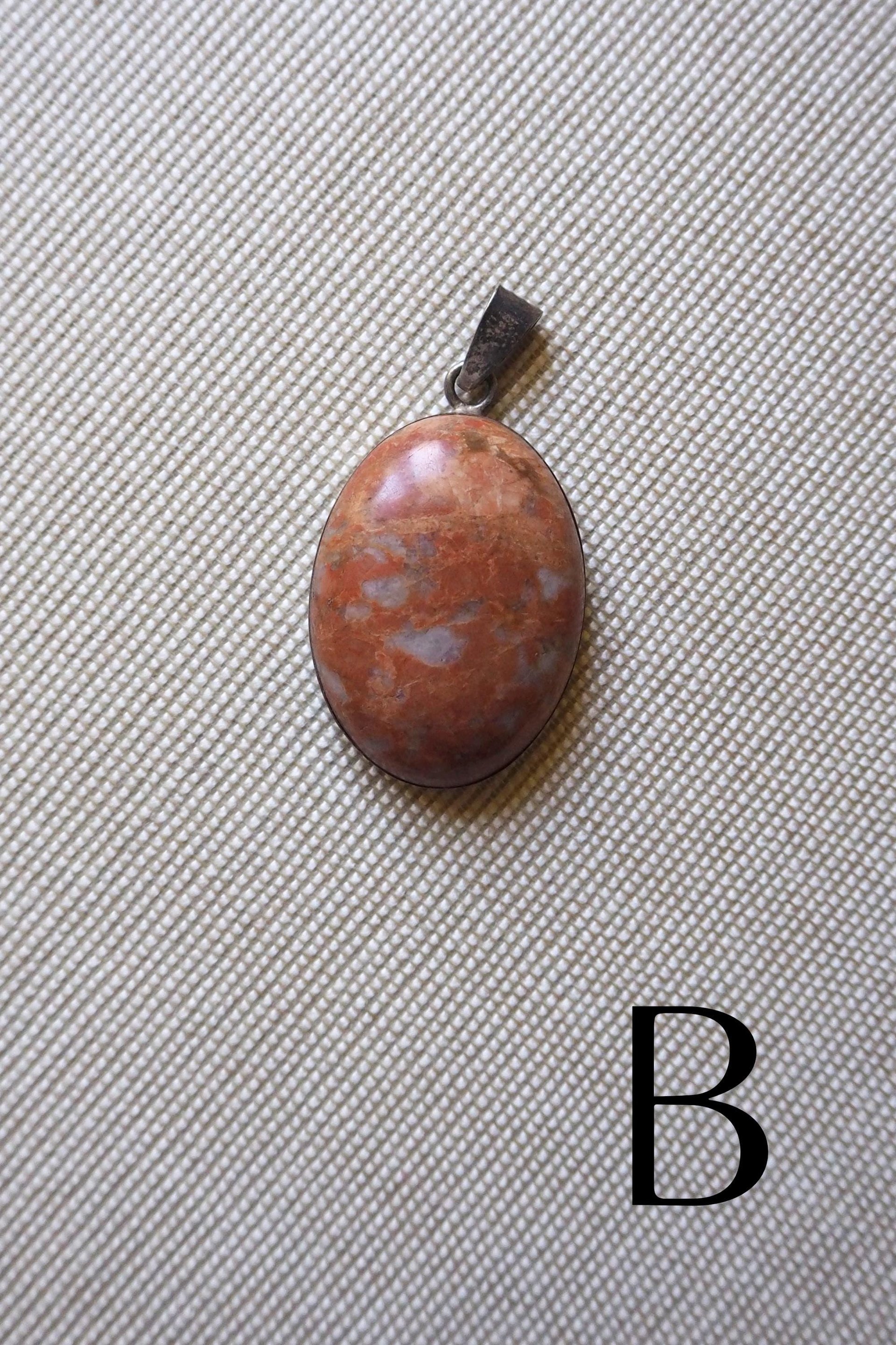 Vintage pendants | Semi-precious stone pendants | Simple stone pendants | Vintage jewelry | Silver and stone pendants