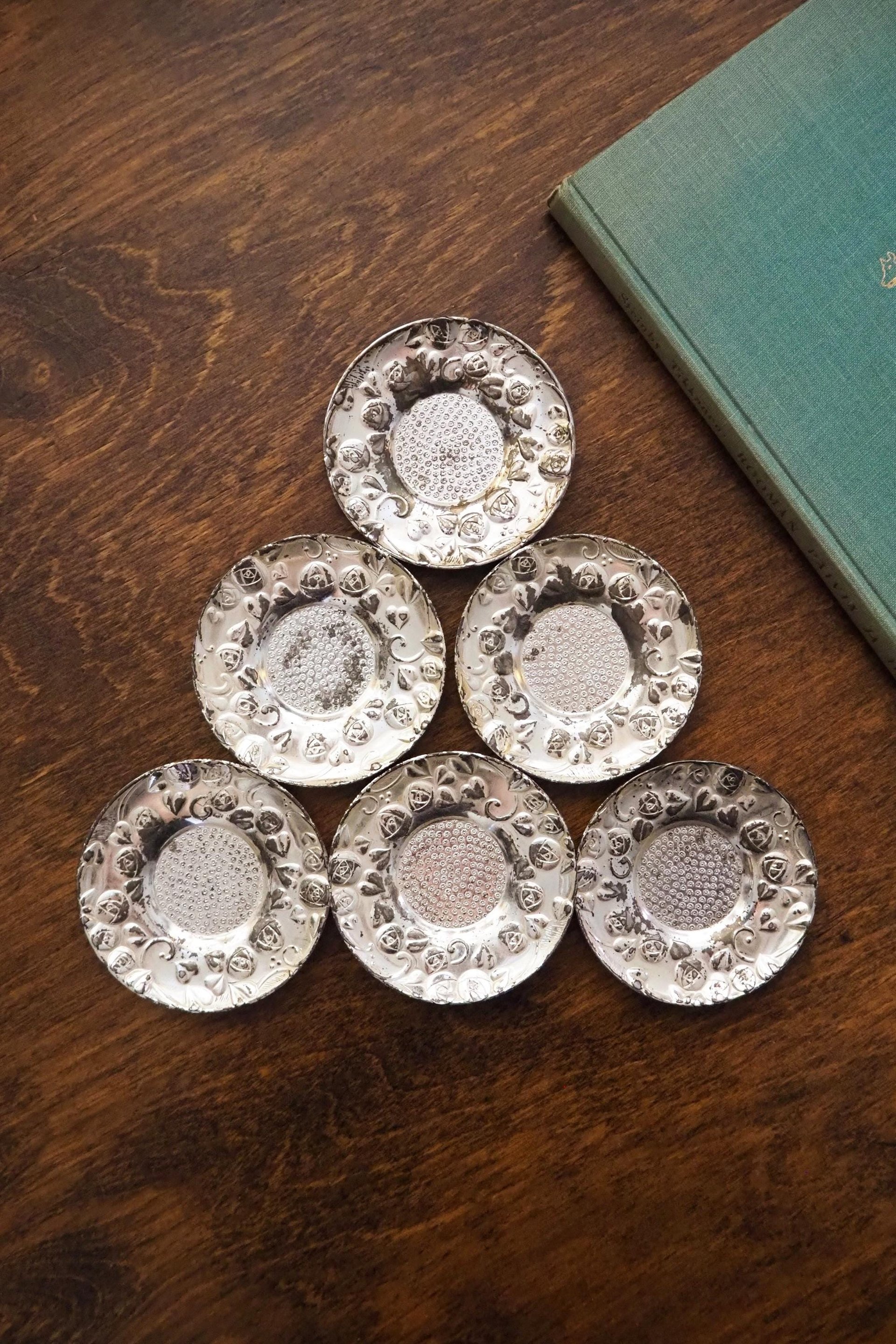 Set of six vintage coasters | Set of silver plated tiny coasters | Vintage silver plated coasters | Silver plated coasters