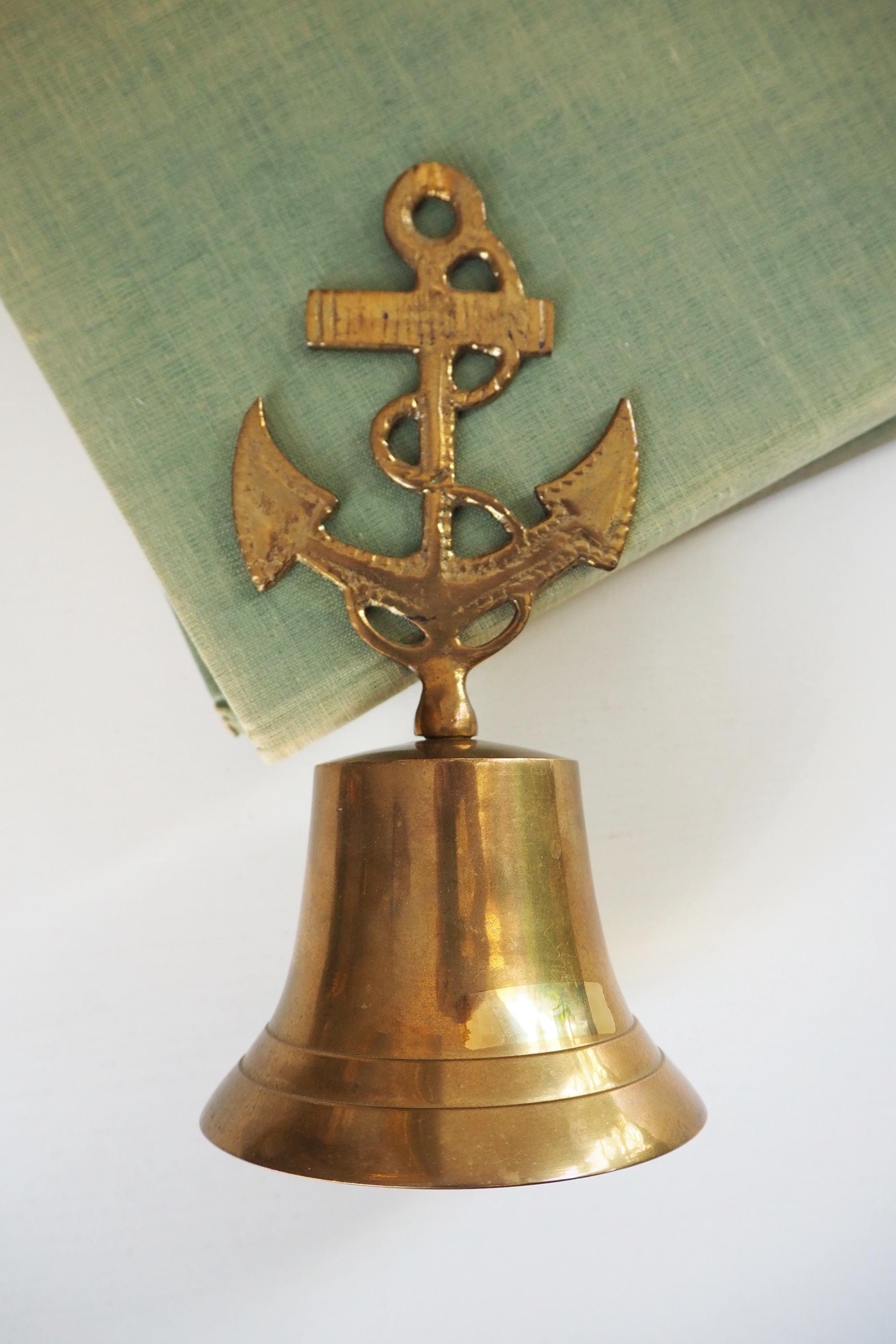 Vintage brass hand bell | Anchor hand bell | Vintage hand bell | Brass table bell | Vintage table bell | Vintage brass bell