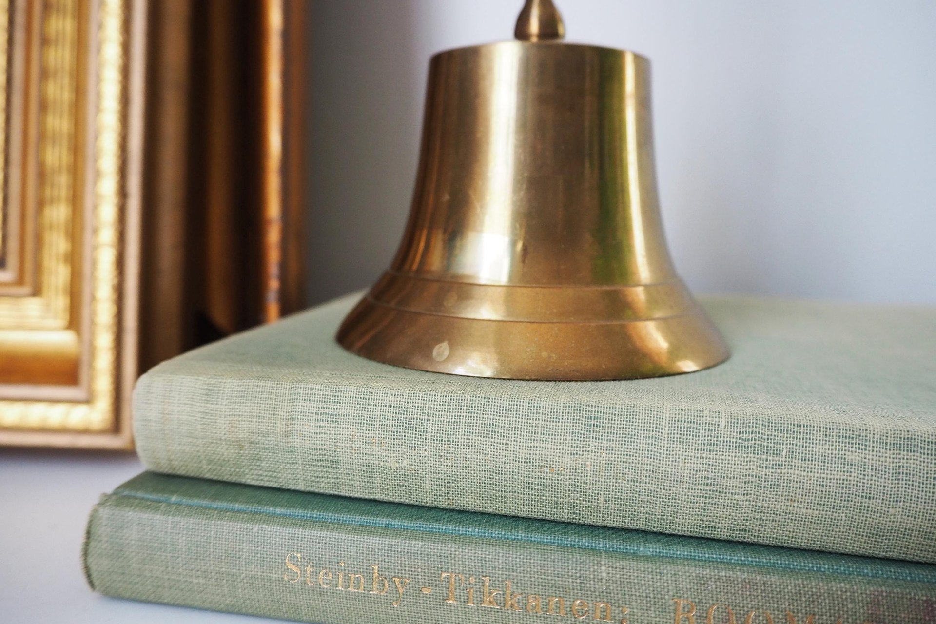 Vintage brass hand bell | Anchor hand bell | Vintage hand bell | Brass table bell | Vintage table bell | Vintage brass bell