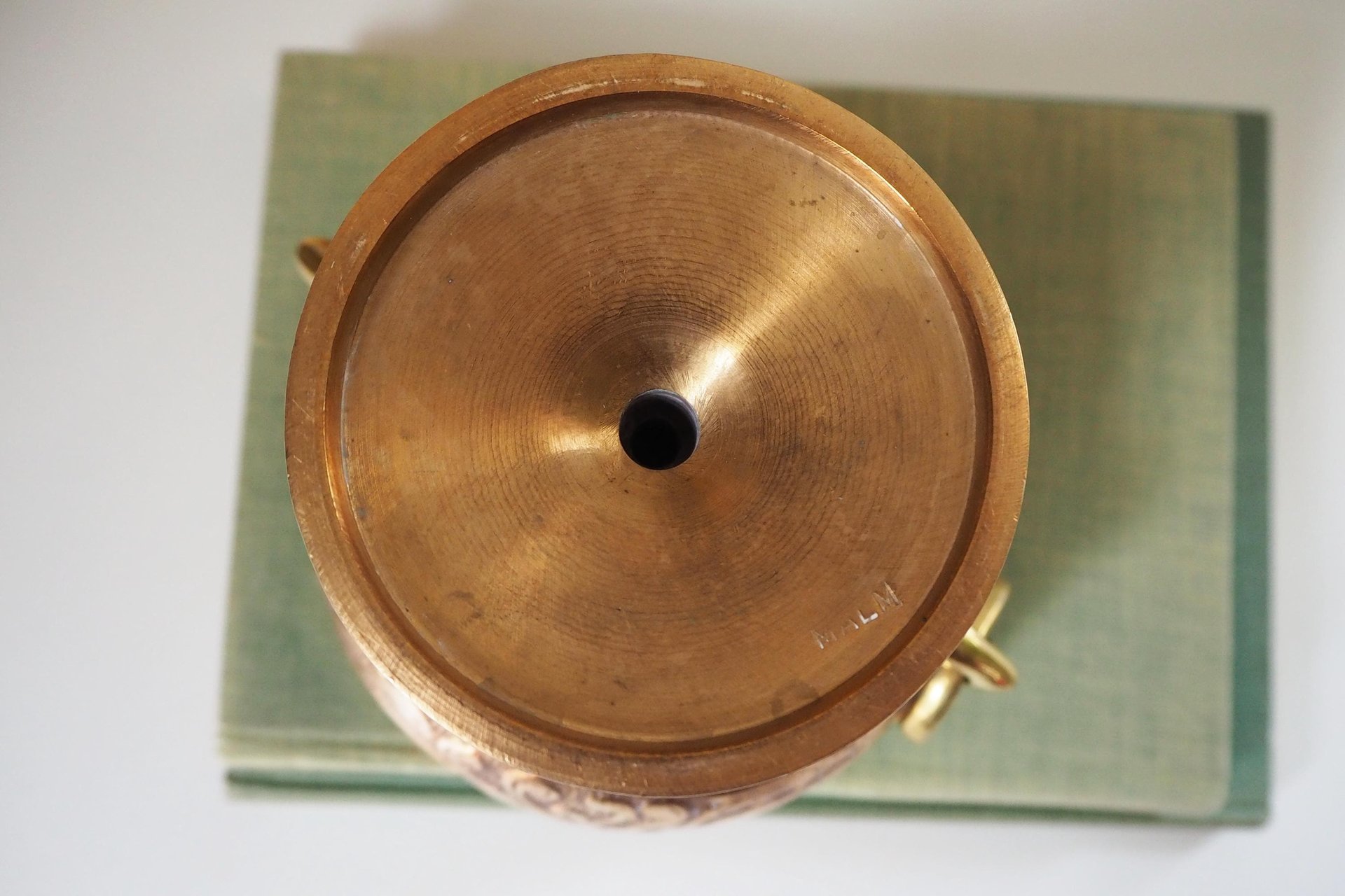 Vintage brass footed bowl | Malm brass bowl | Brass footed bowl | Ringed brass bowl | Brass bowl | Made in Sweden | Vintage Malm bowl