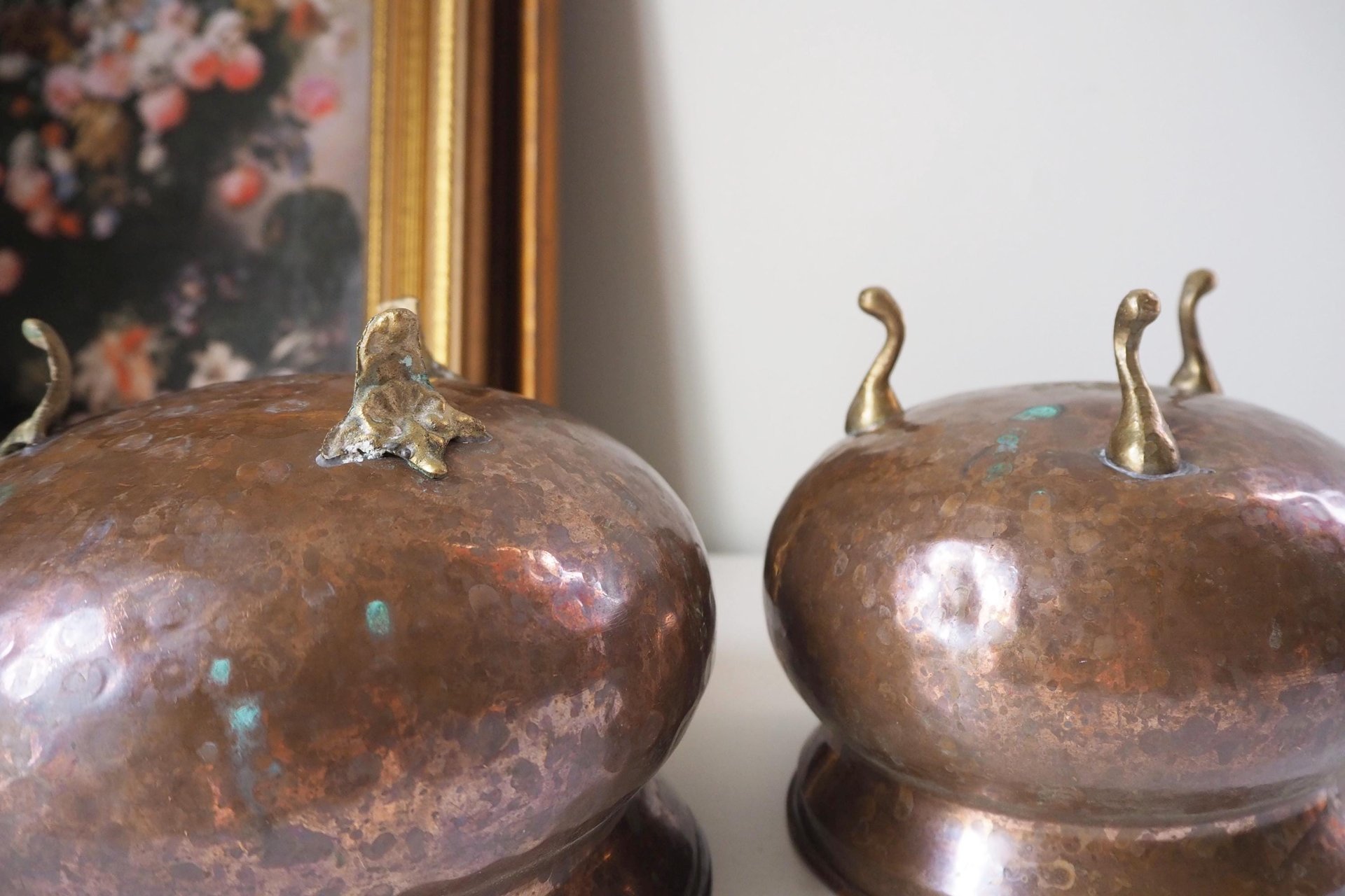 Set of two vintage copper planters | Mismatched copper planters | Round copper planters | Vintage planters with handles