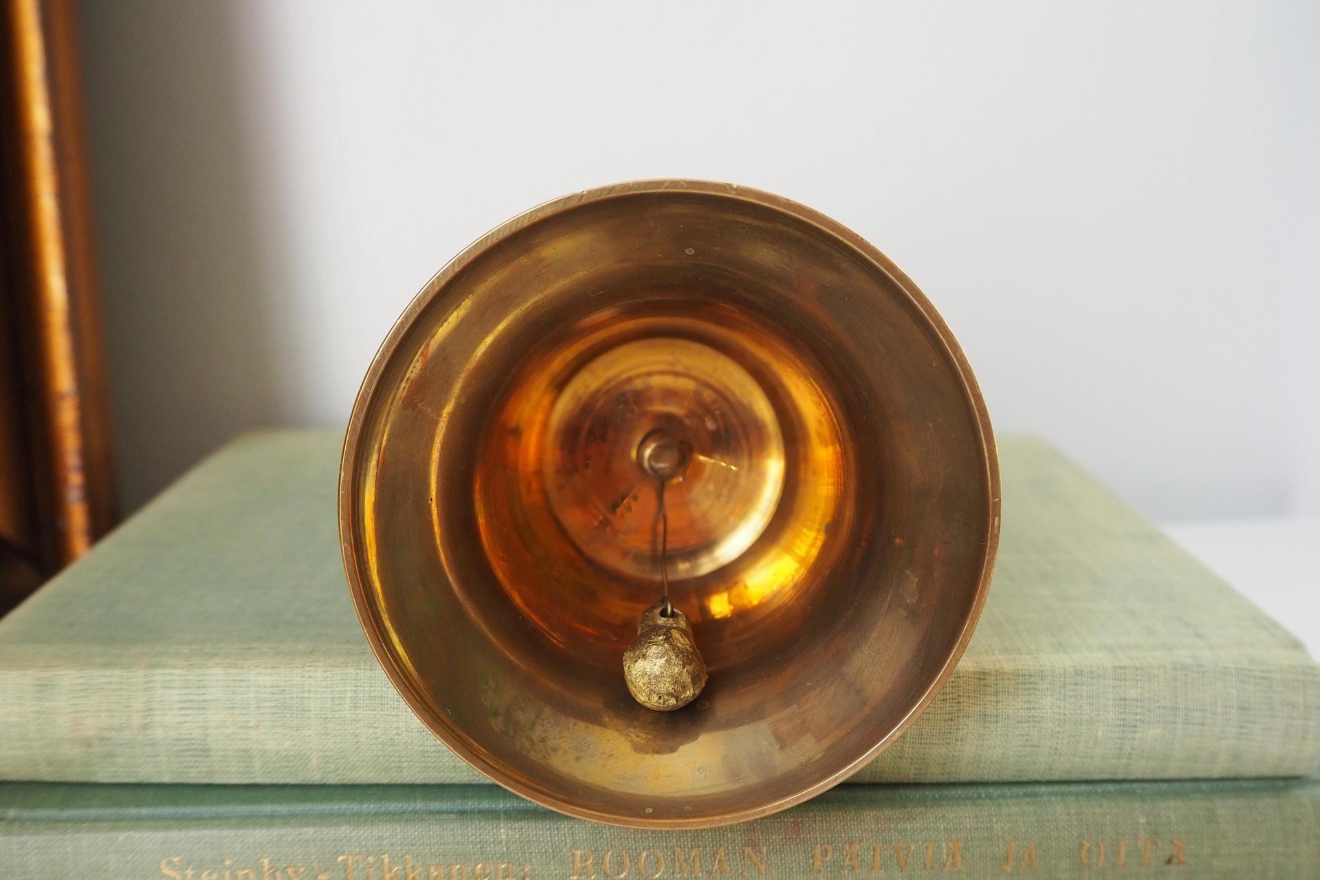Vintage brass hand bell | Anchor hand bell | Vintage hand bell | Brass table bell | Vintage table bell | Vintage brass bell