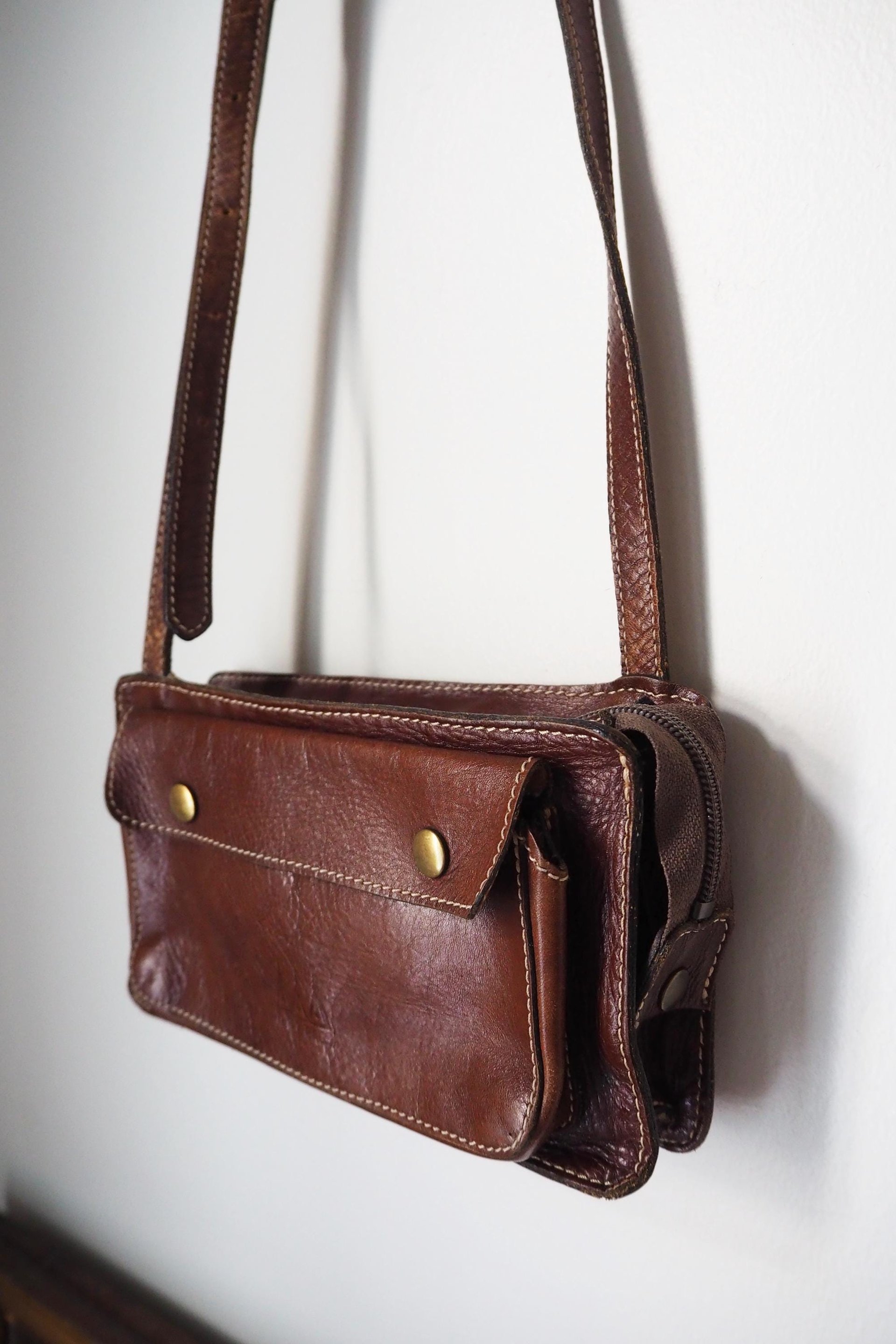 Vintage leather bag | Small vintage crossbody bag | Brown crossbody bag | Vintage leather crossbody bag | Three Bags leather bag