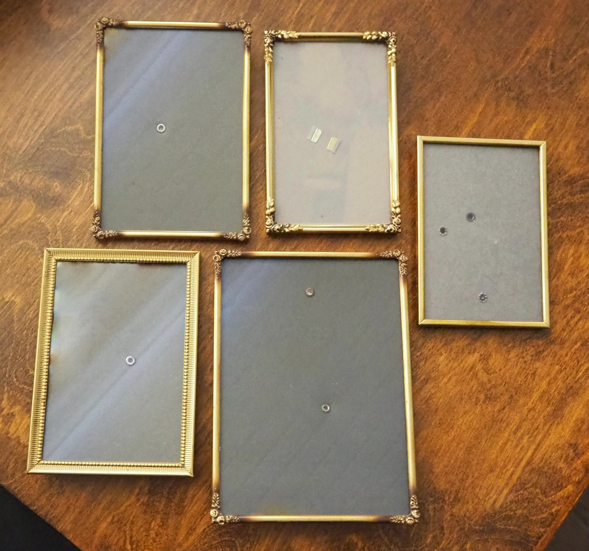 Set of five vintage photo frames | Mismatched photo frames | Set of five brass vintage frames | Vintage brass picture frames