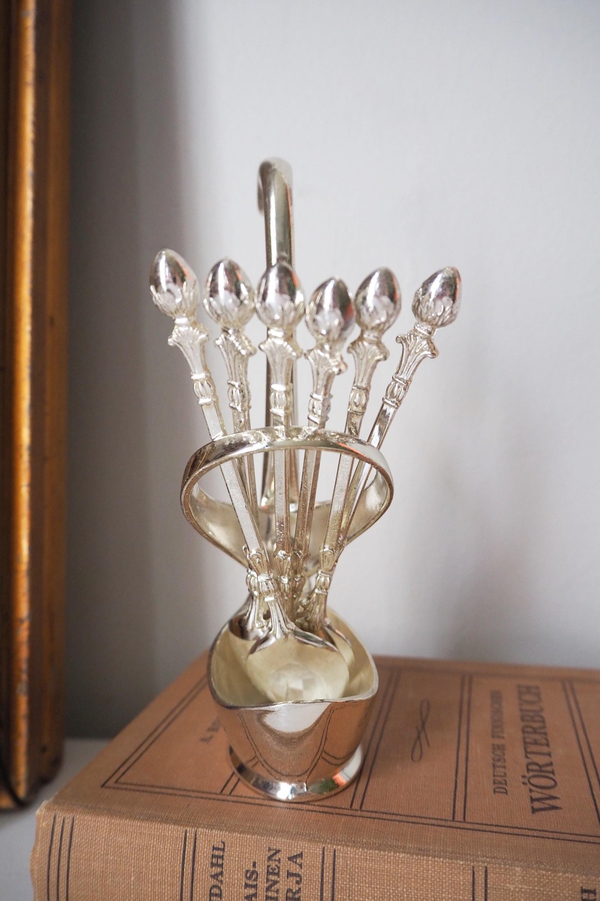Vintage teaspoon set with swan holder | Vintage silver plated spoons | Silver plated spoons with spoon holder | Swan spoon holder