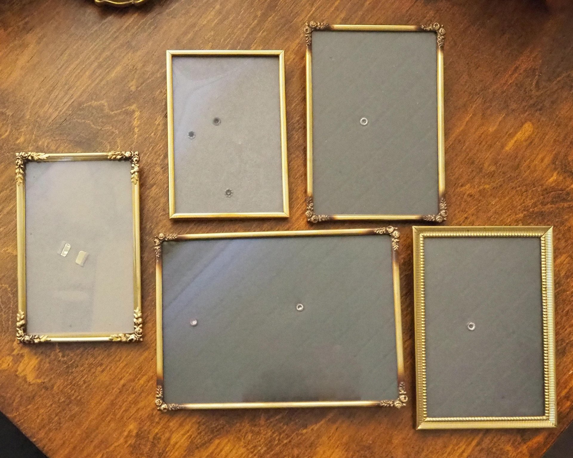 Set of five vintage photo frames | Mismatched photo frames | Set of five brass vintage frames | Vintage brass picture frames