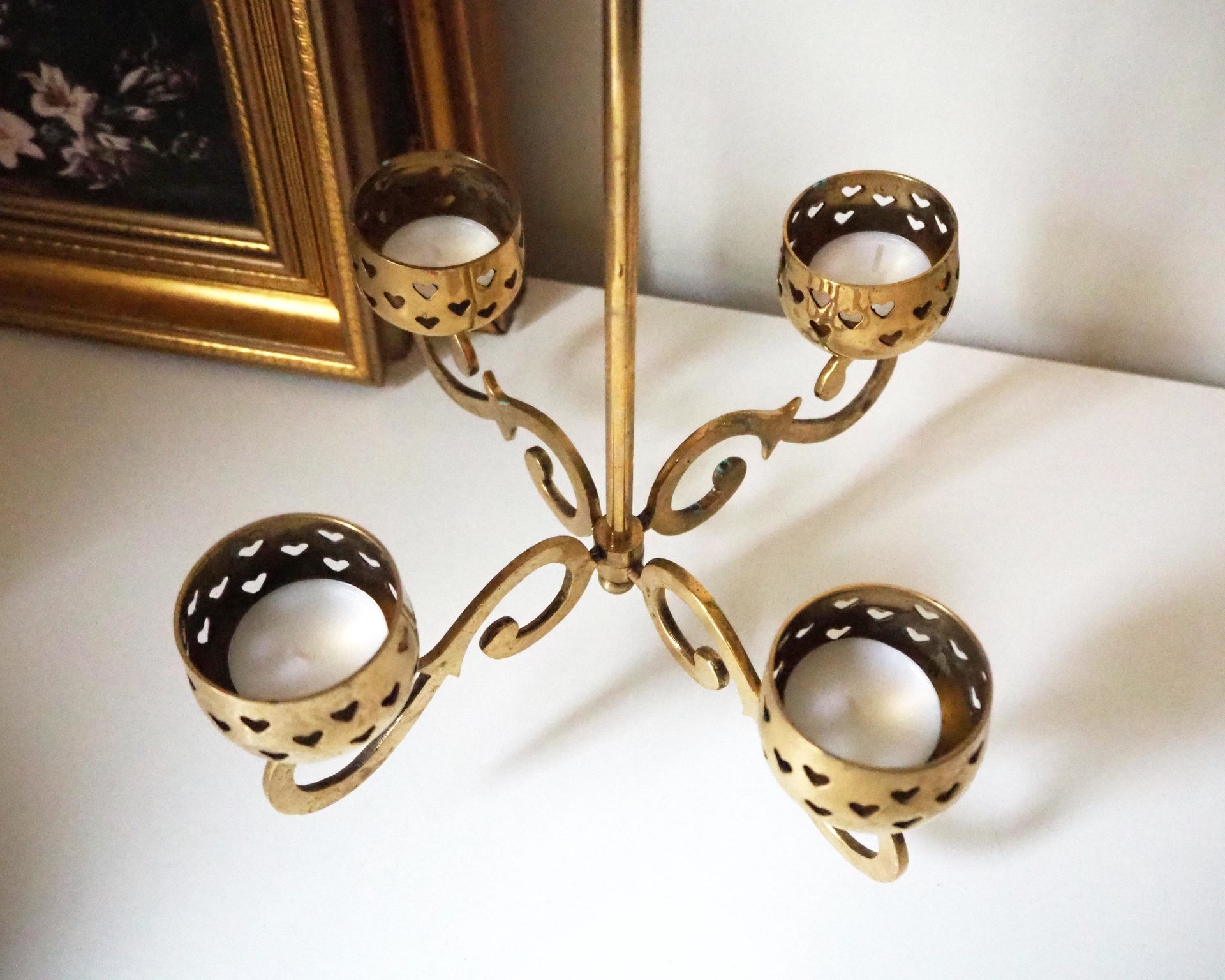 Vintage hanging tealight candle holder | Vintage candelabrum | Hanging brass candelabrum | Hanging brass votive candelabrum