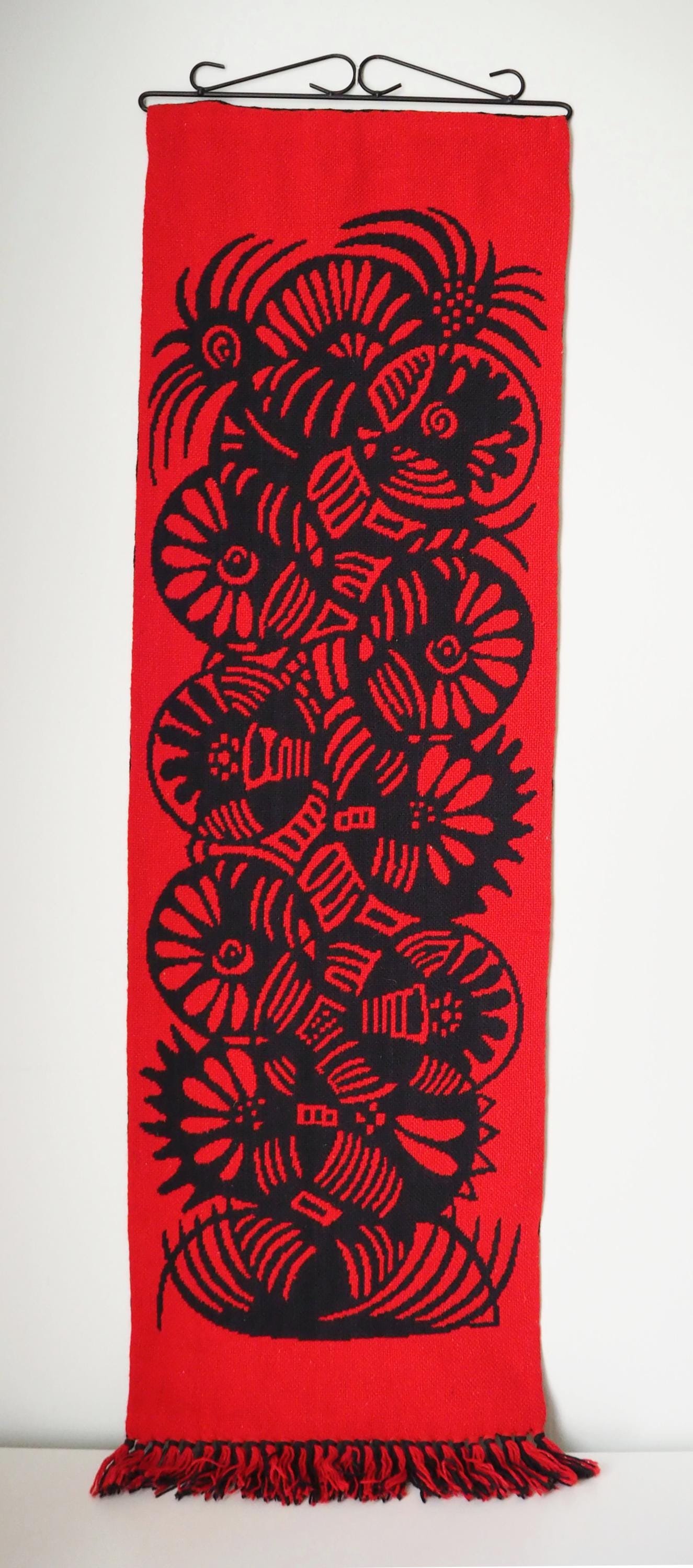 Vintage wall hanging | Red and black wall hanging | Geometric wall hanging | Scandinavian wall hanging | Handmade wall tapestry