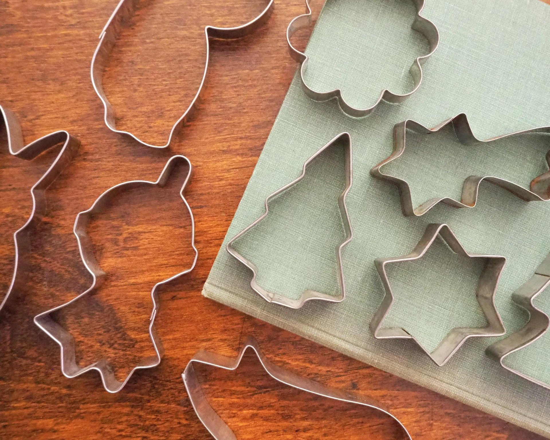 Vintage gingerbread shapes | Vintage gingerbread molds | Moomin gingerbread shapes | Christmas baking molds | Vintage kitchen decor
